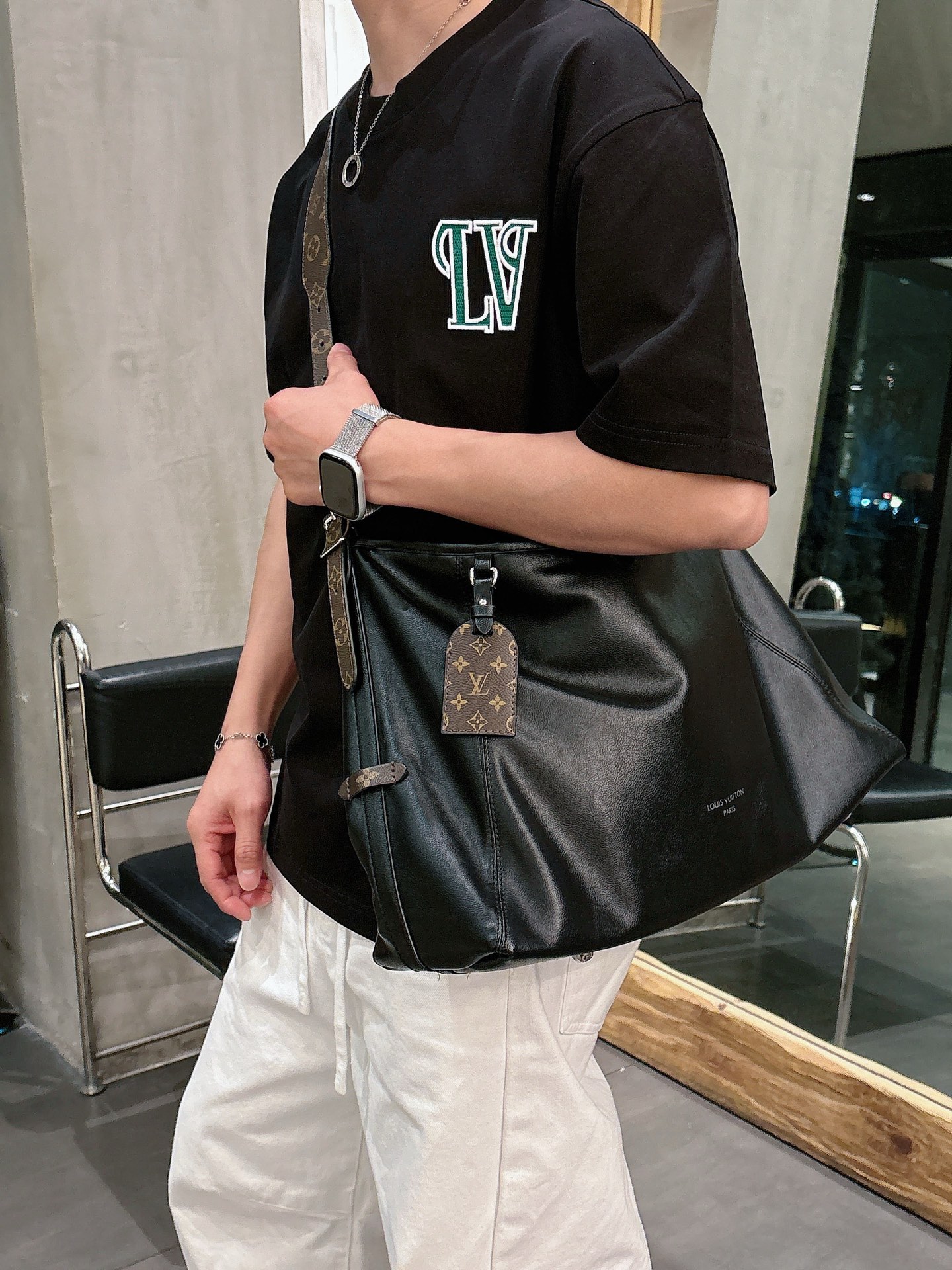 Louis Vuitton Basic Clothing Cotton Black M-l-xl