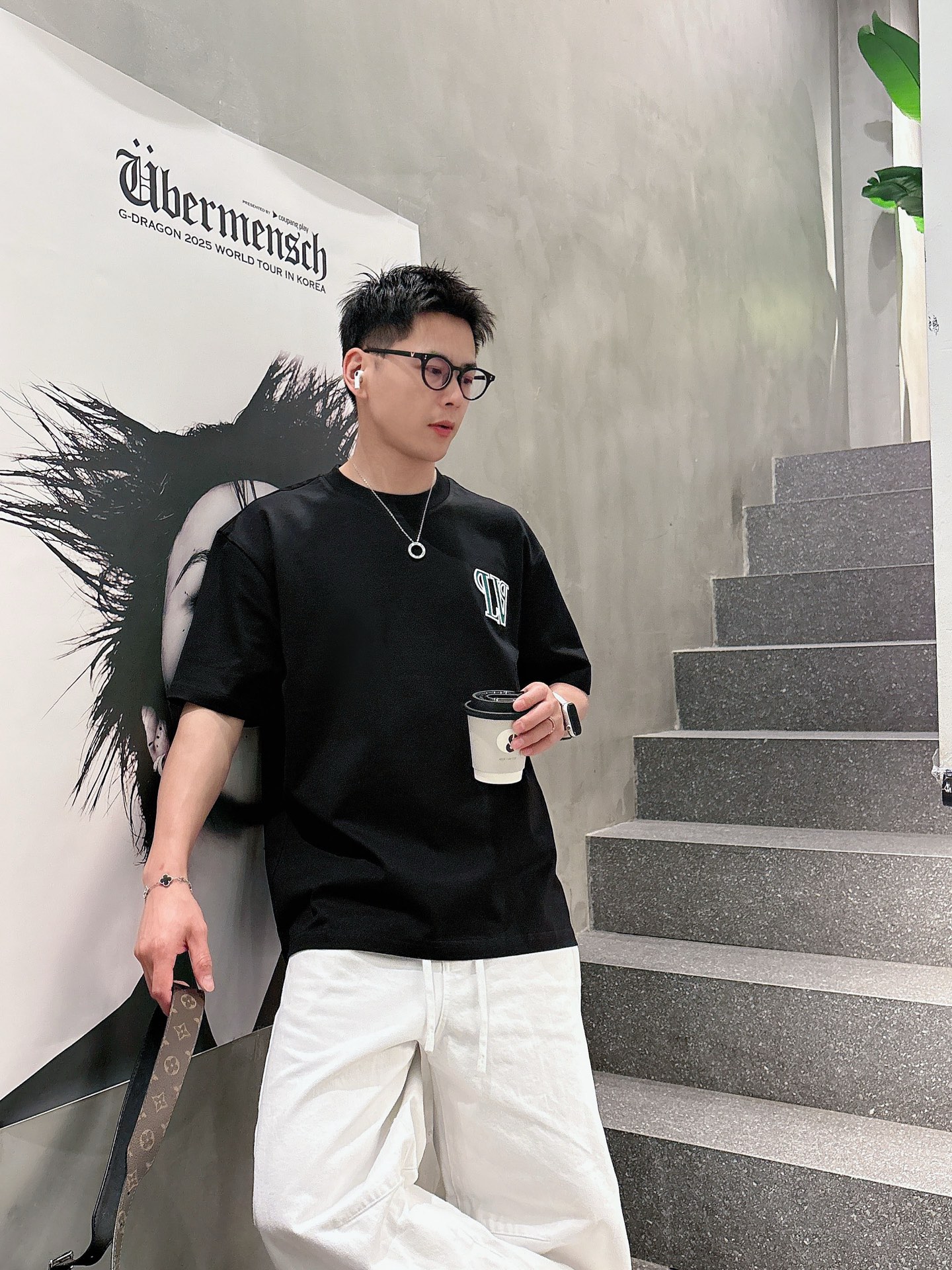Louis Vuitton Basic Clothing Cotton Black M-l-xl