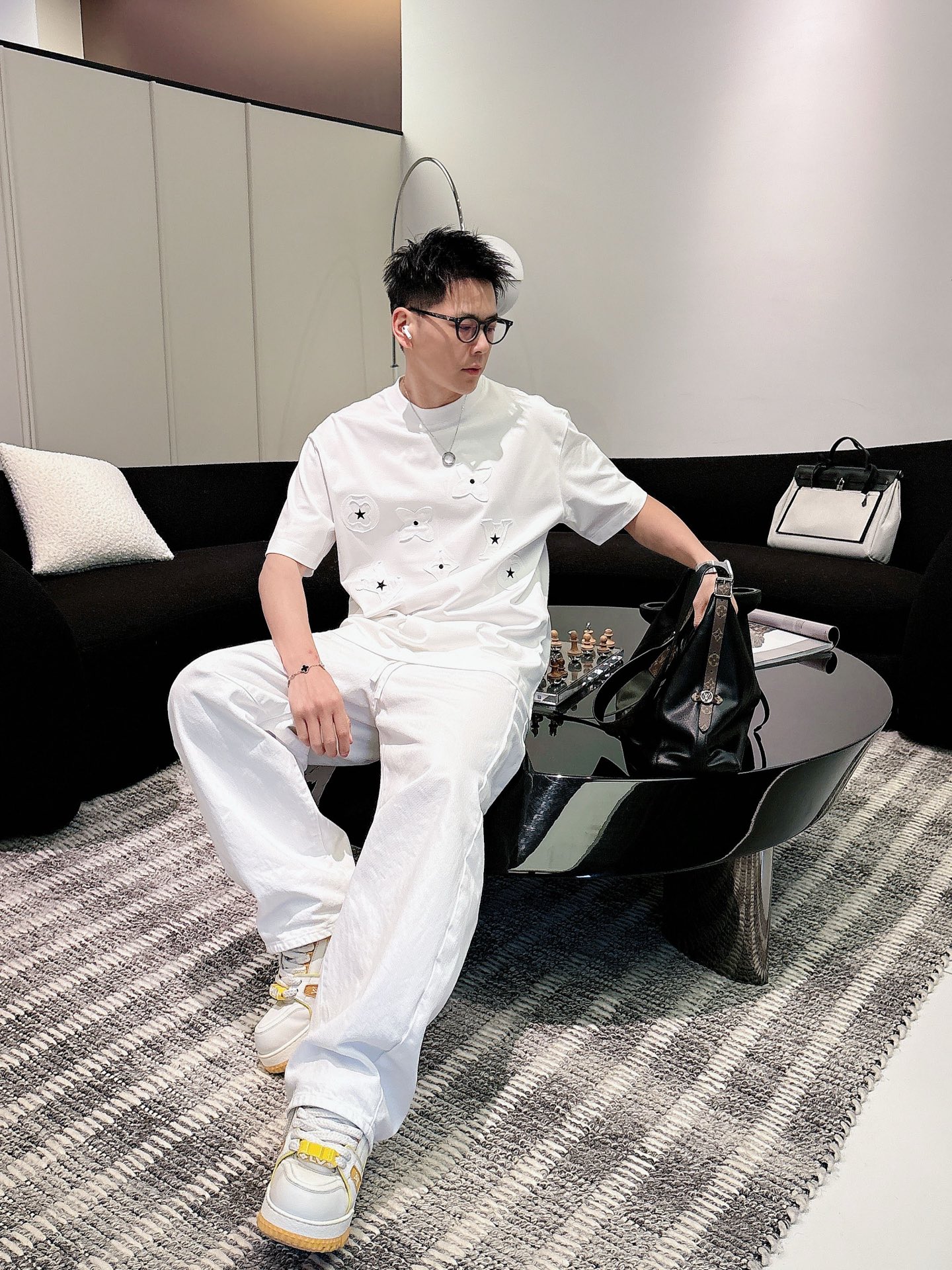 Louis Vuitton Basic Clothing Cotton Black M-l-xl