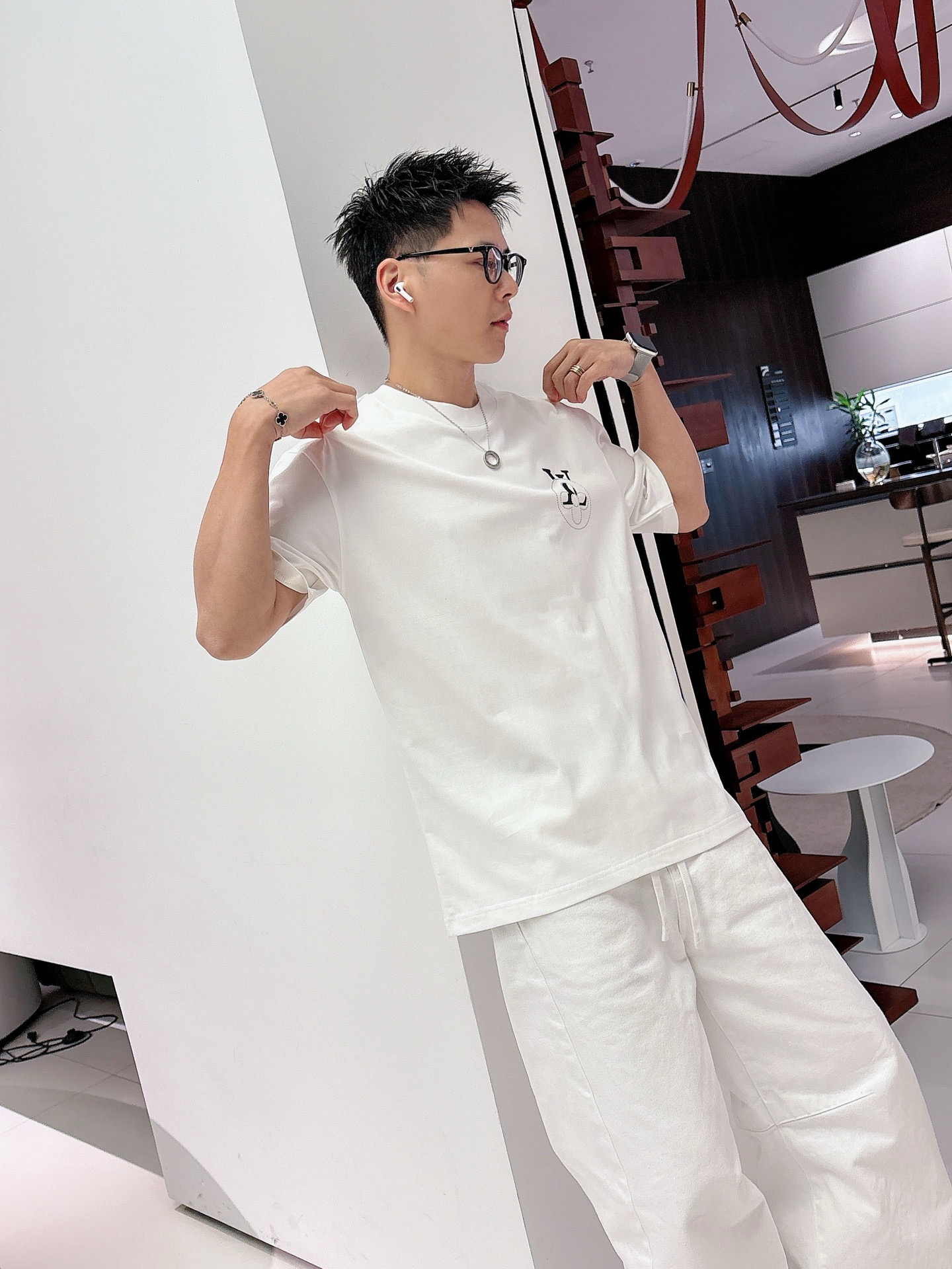 Louis Vuitton Basic Clothing Cotton Black M-l-xl