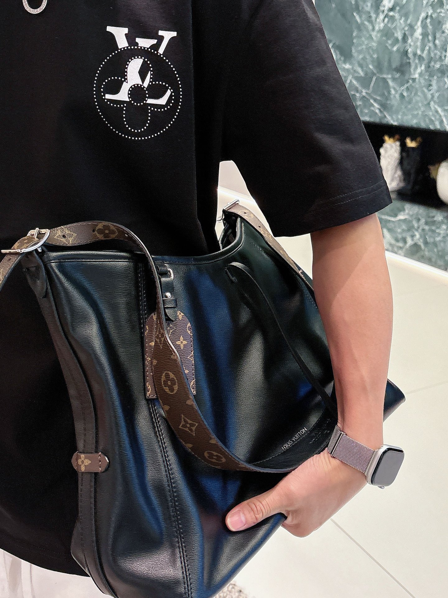 Louis Vuitton Basic Clothing Cotton Black M-l-xl