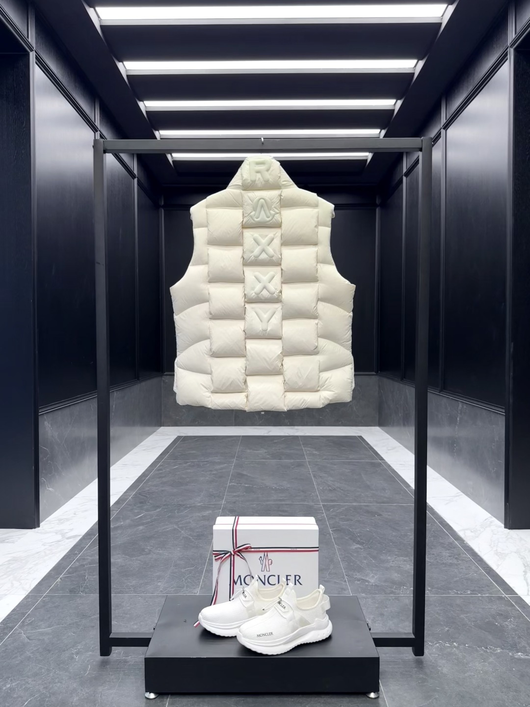 Moncler Female Down Vest Black Couple Style S-m-l
