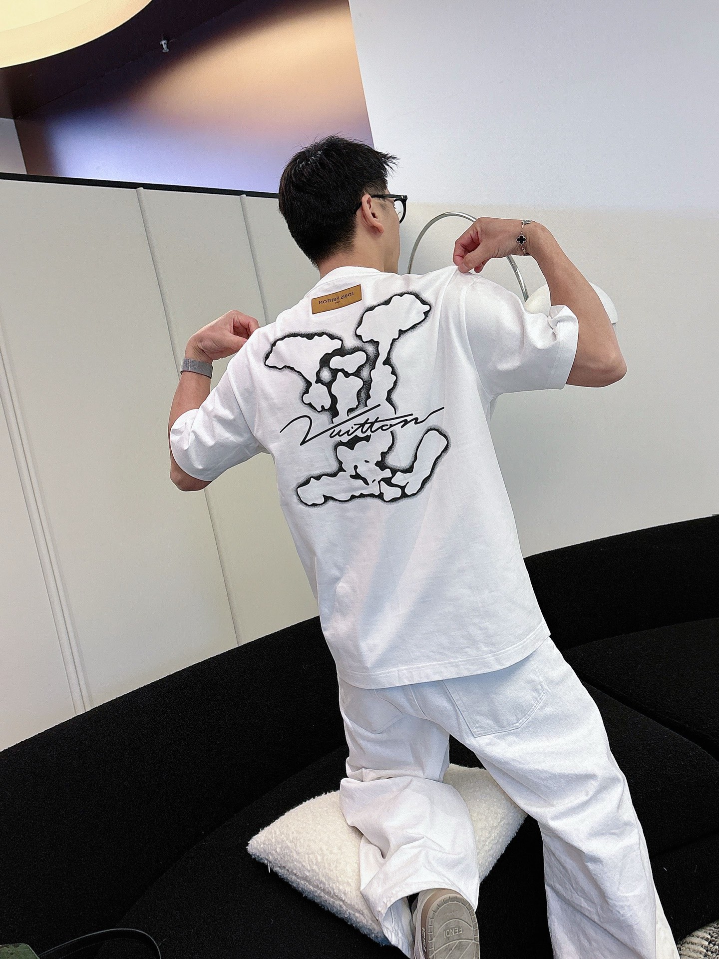 Louis Vuitton Basic Clothing Cotton Black M-l-xl