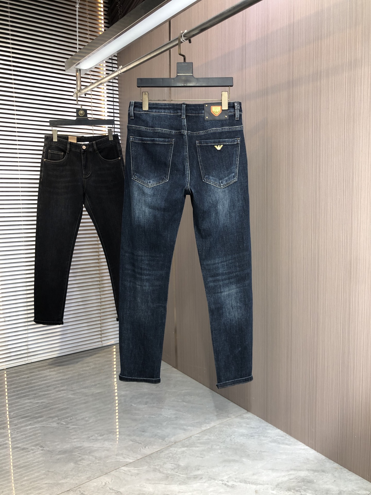 Armani Jeans Slim Fit M-l