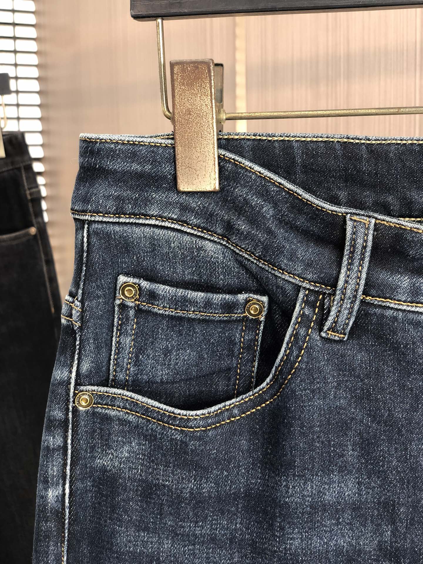 Armani Jeans Slim Fit M-l
