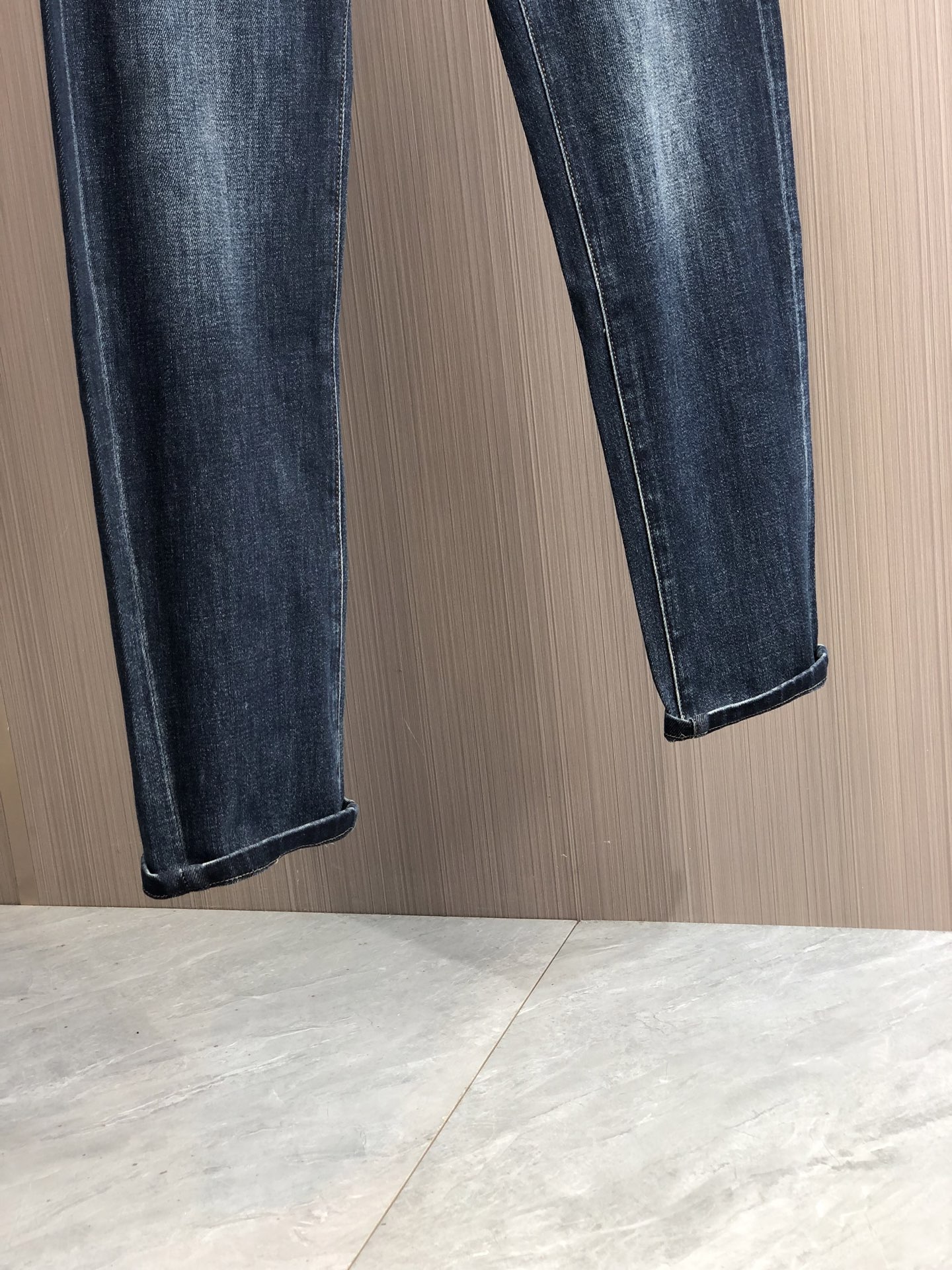 Armani Jeans Slim Fit M-l