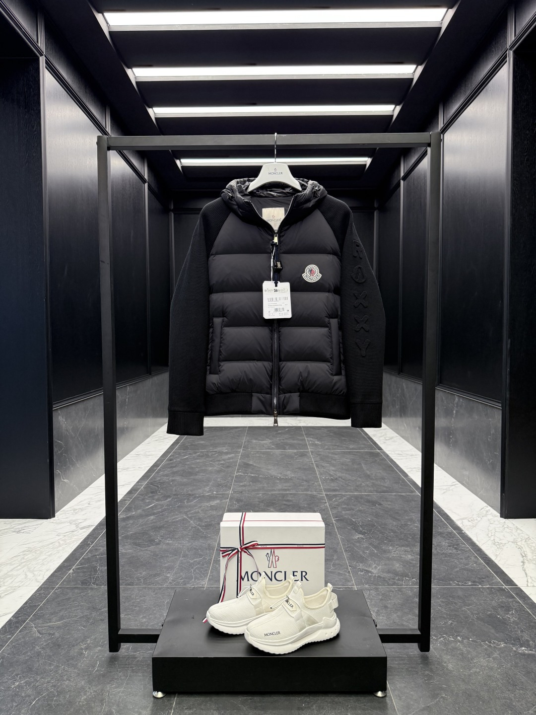Moncler Female Down Jacket Knitted Hooded S-m-l