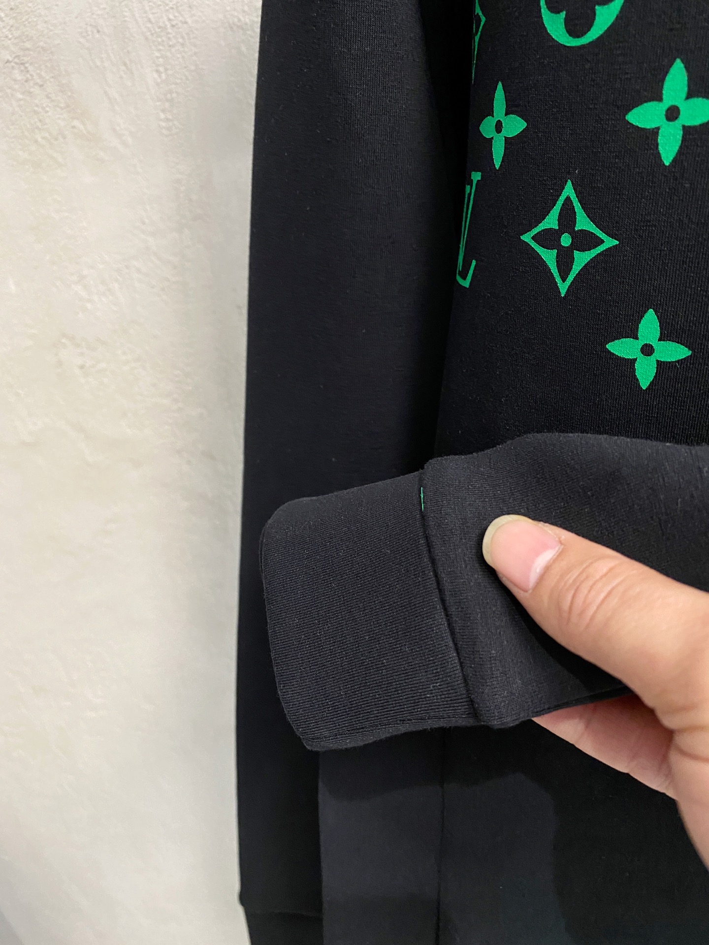 Louis Vuitton Hoodie M-l-xl