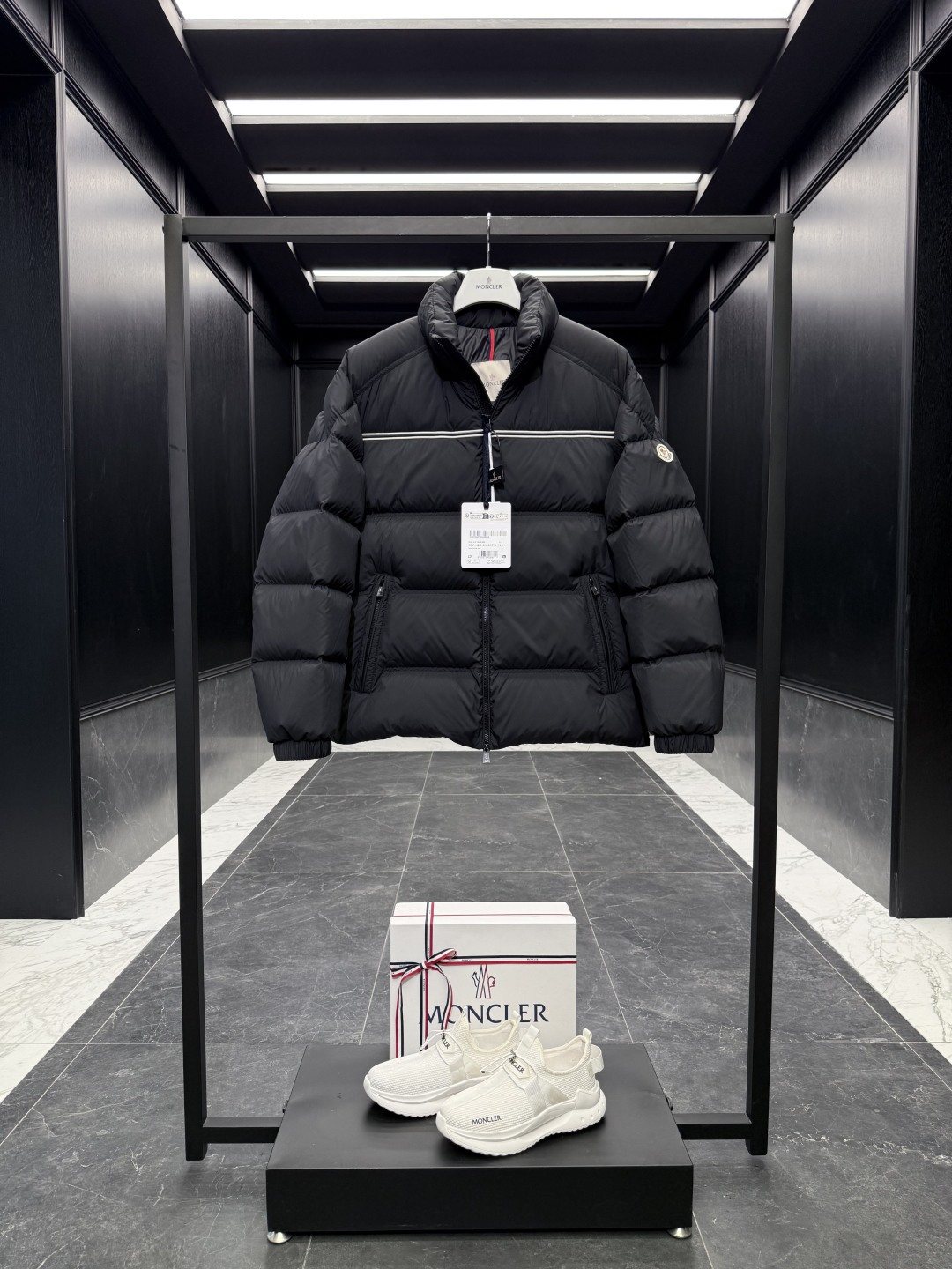 Moncler Male Down Jacket Goose Down Black Striped S-m-l