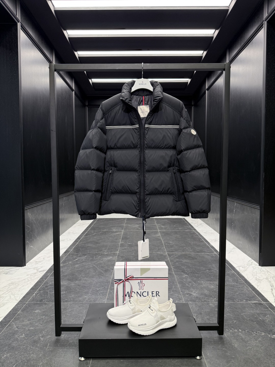 Moncler Male Down Jacket Goose Down Black Striped S-m-l