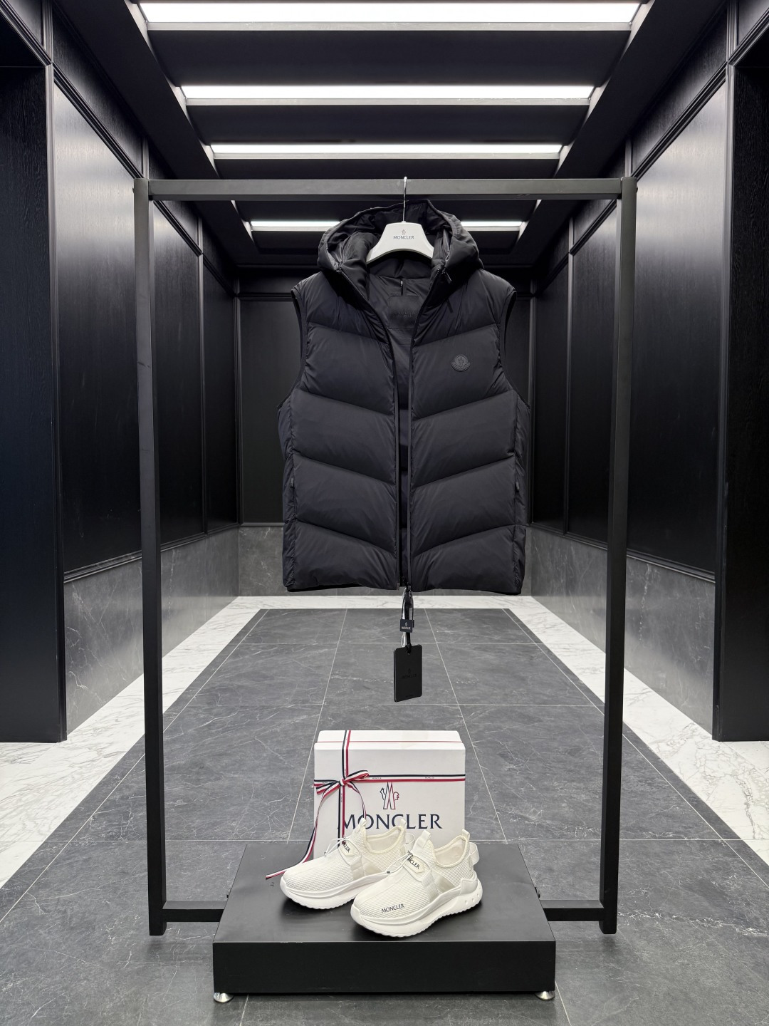 Moncler Male Down Vest Goose Down Black Hooded S-m-l