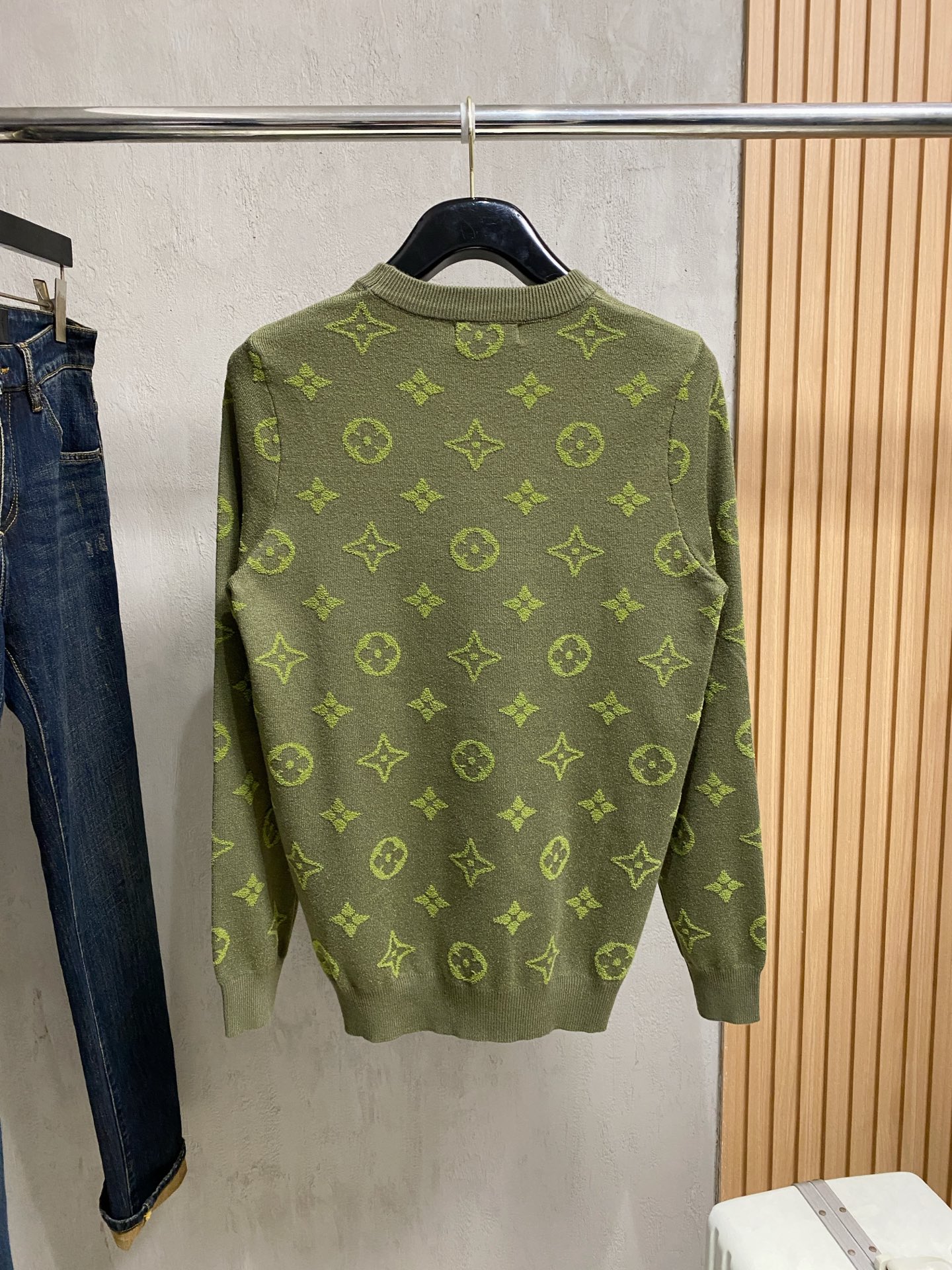 Louis Vuitton Basic Clothing Wool M-l-xl