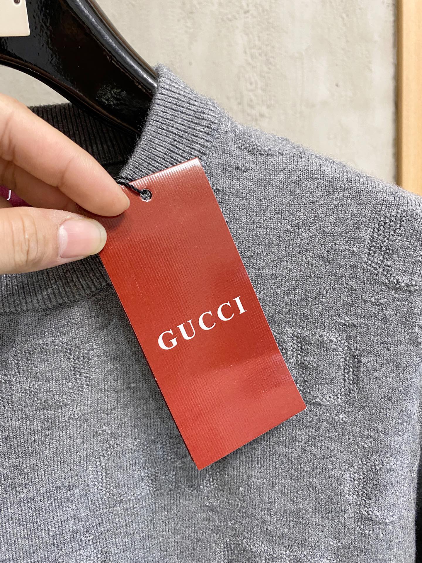 Gucci Basic Clothing Wool M-xl