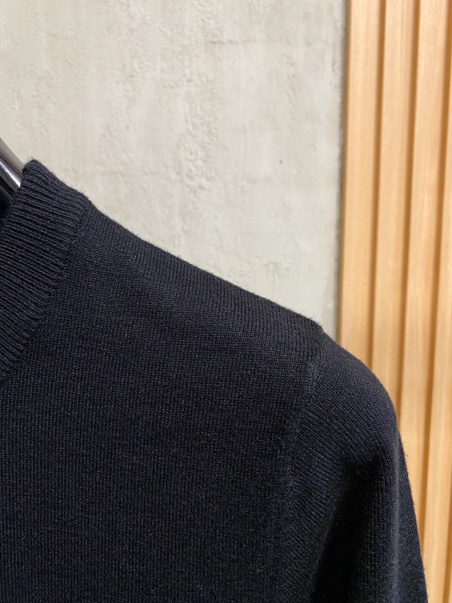 Burberry Basic Clothing Wool M-xl