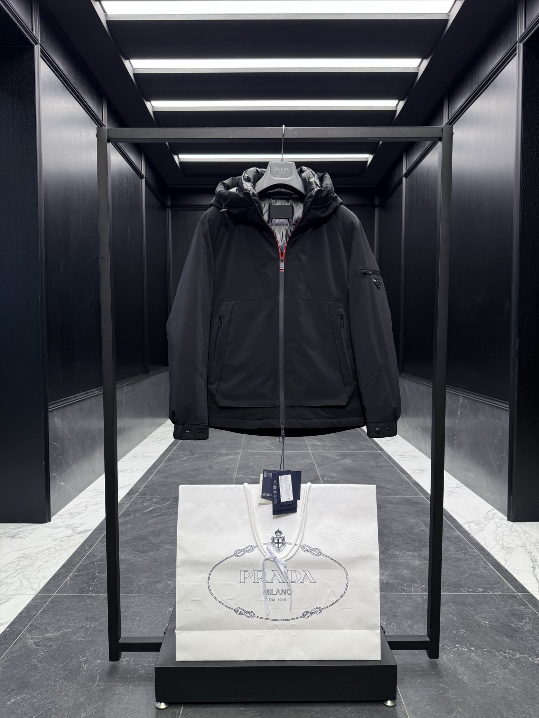 Prada Down Jacket Goose Down Loose Fit S-l