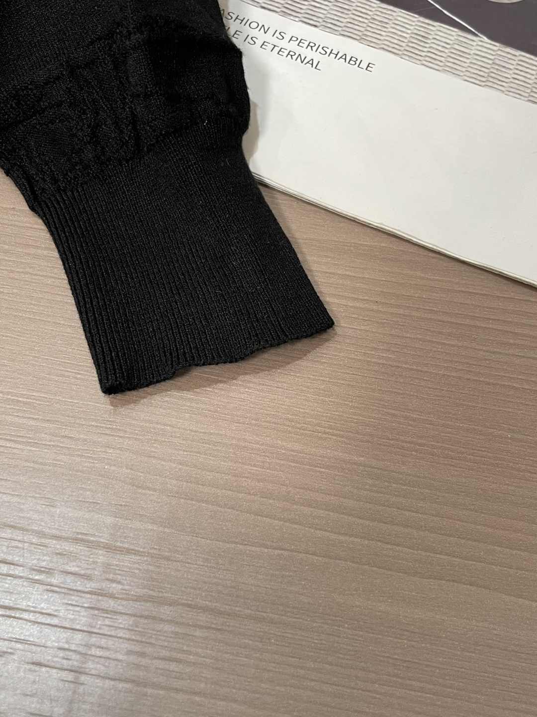 Burberry Basic Clothing Knitted M-xl