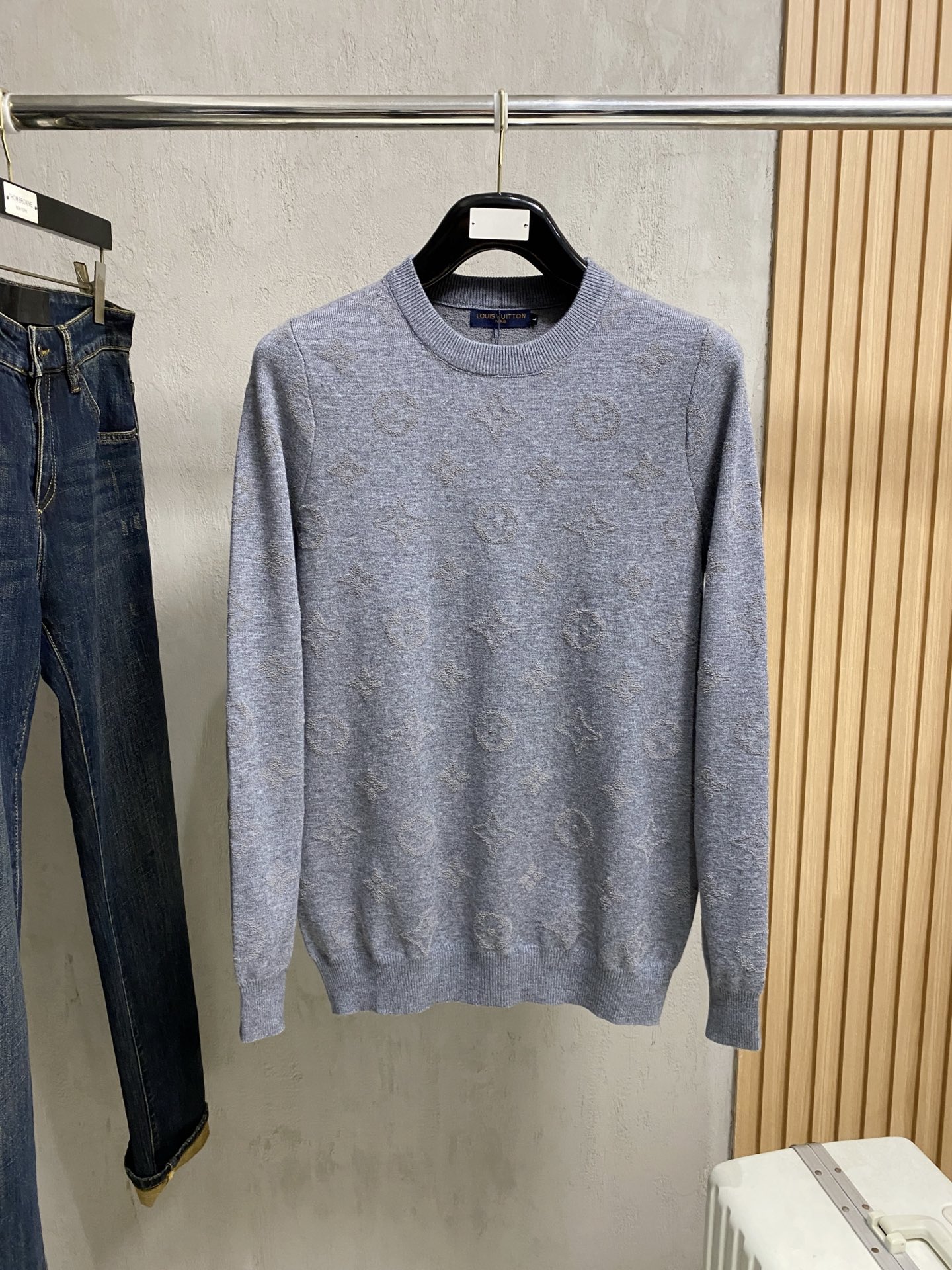 Louis Vuitton Basic Clothing Wool M-l-xl