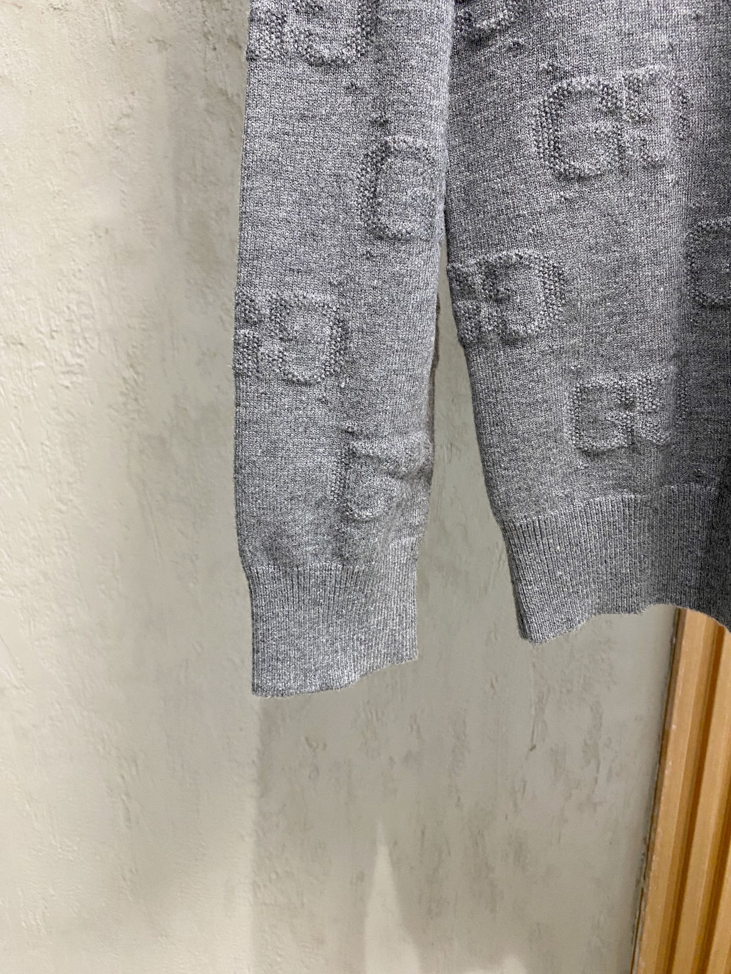 Gucci Basic Clothing Wool M-xl