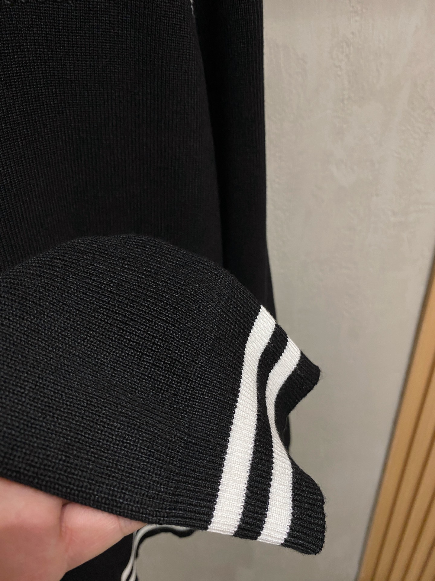 Gucci Basic Clothing Wool M-xl