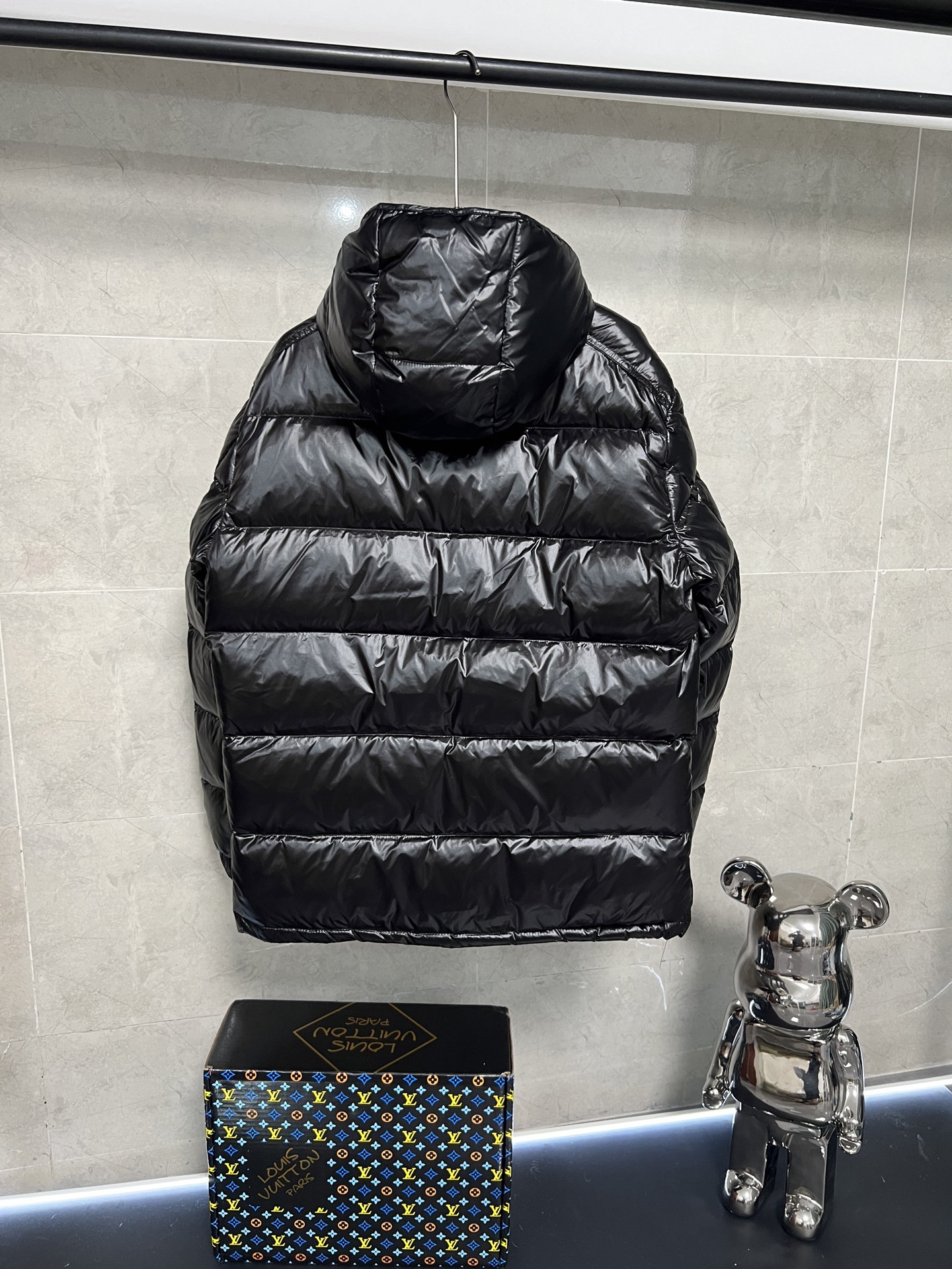 Moncler Down Jacket White Duck Down Black Hooded M-l