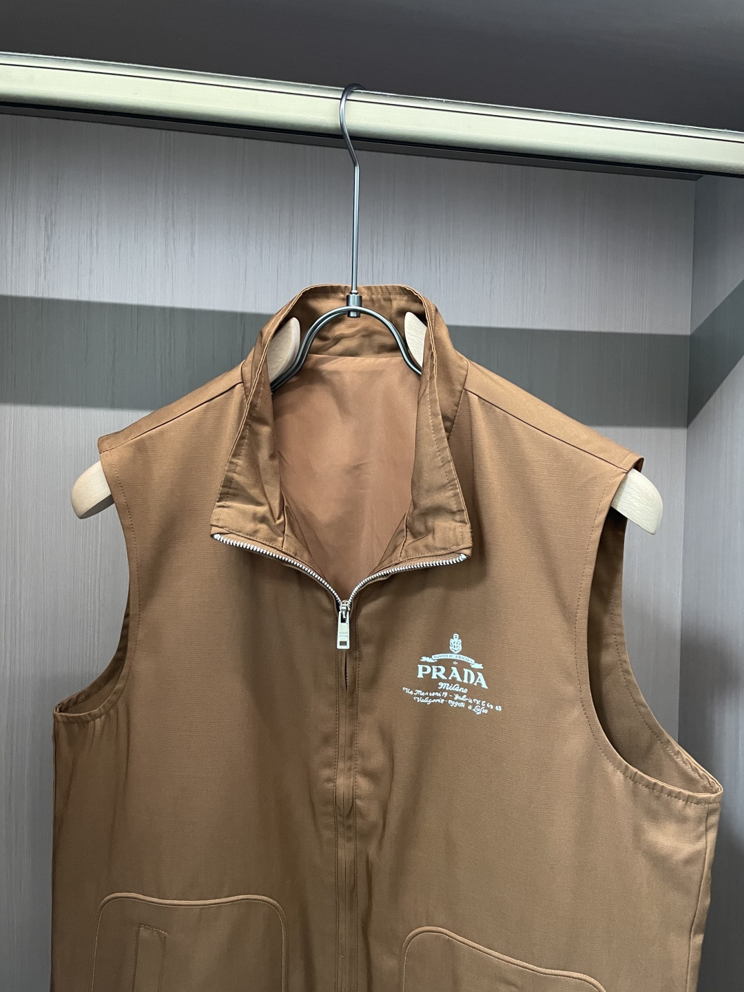 Prada Vest Hooded S-m-xl