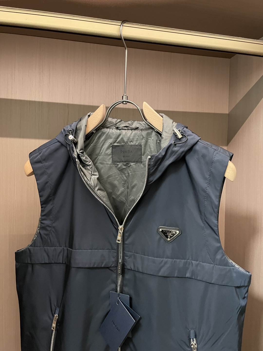 Prada Vest Hooded S-m-xl
