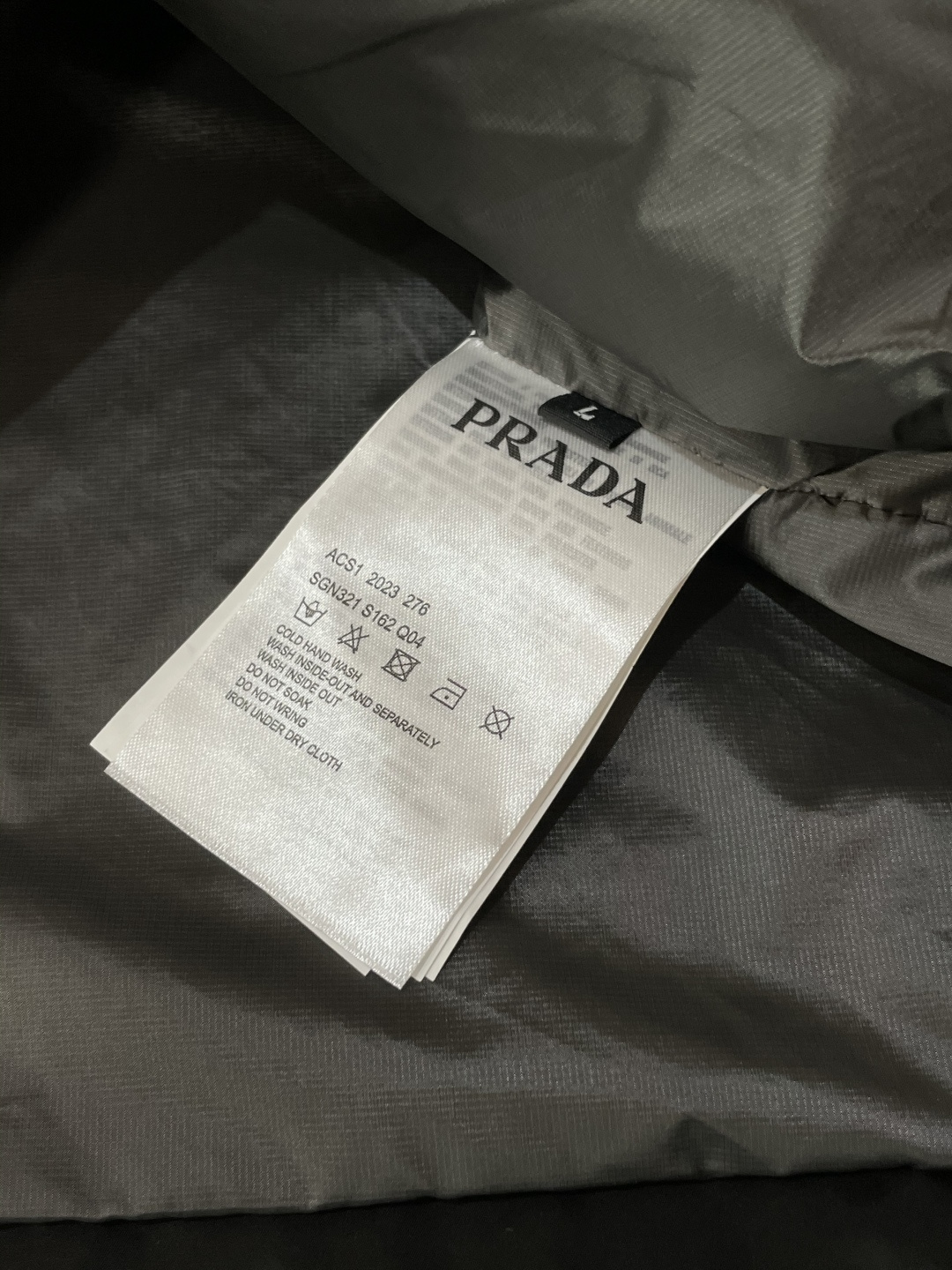 Prada Vest Hooded S-m-xl