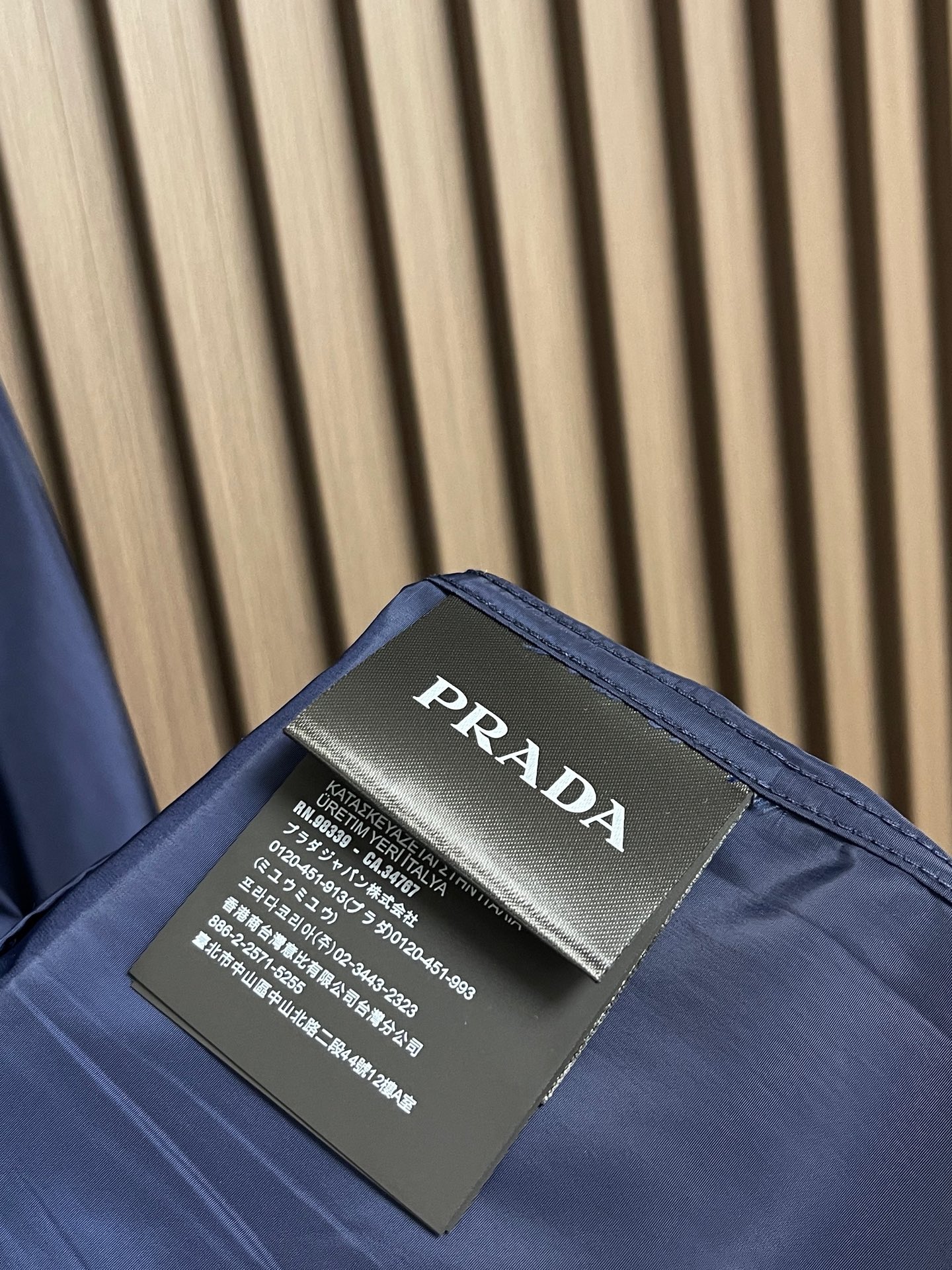Prada Shirt S-l-xl-39-41-42-40