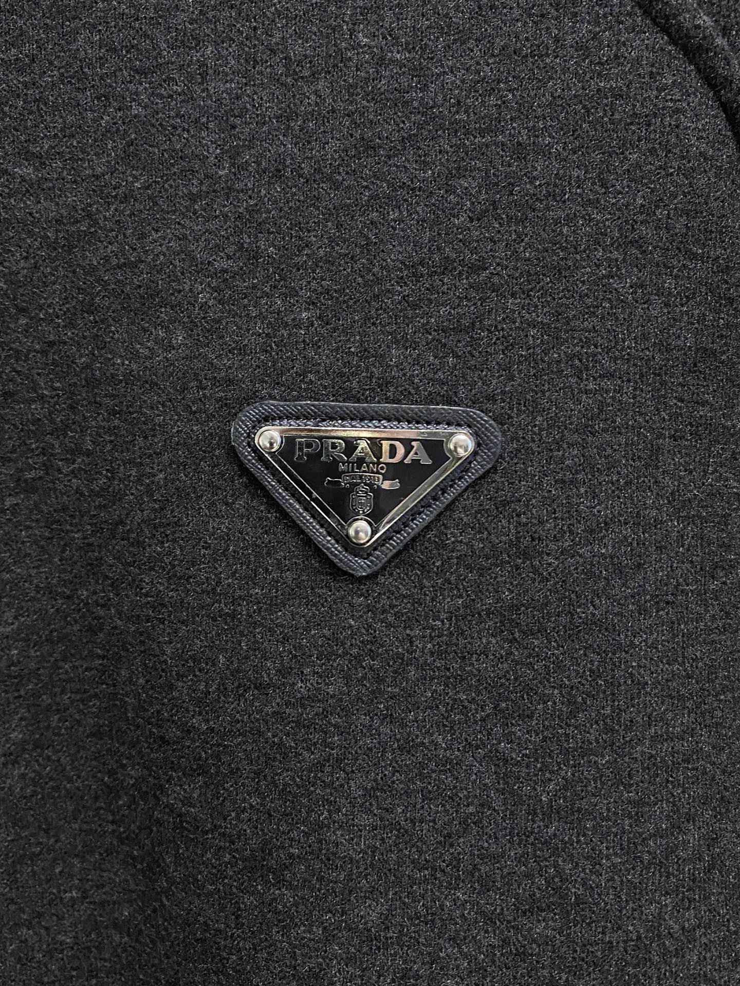 Prada Hoodie M-xl