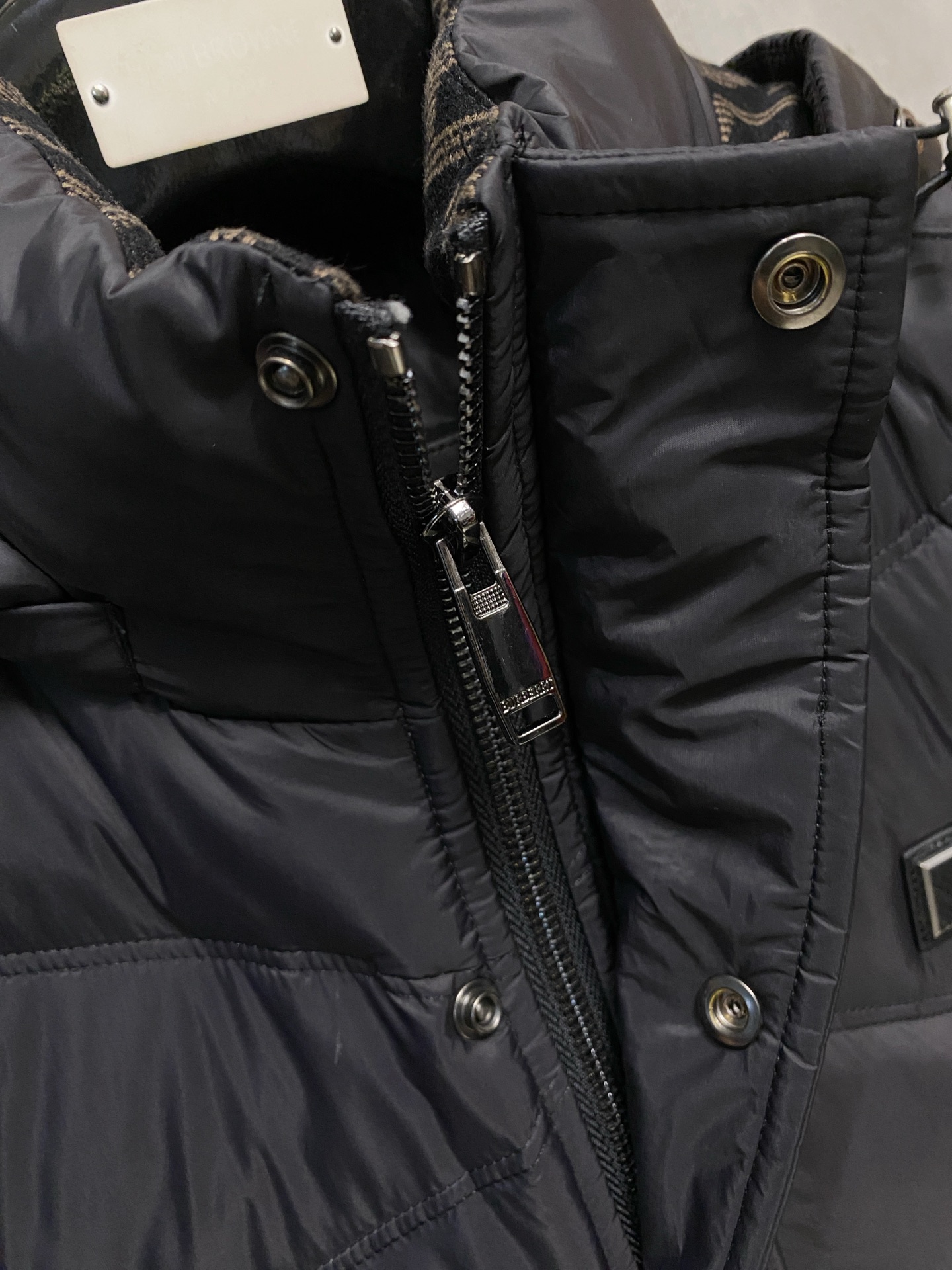 Burberry Down Jacket S-m-l-xl