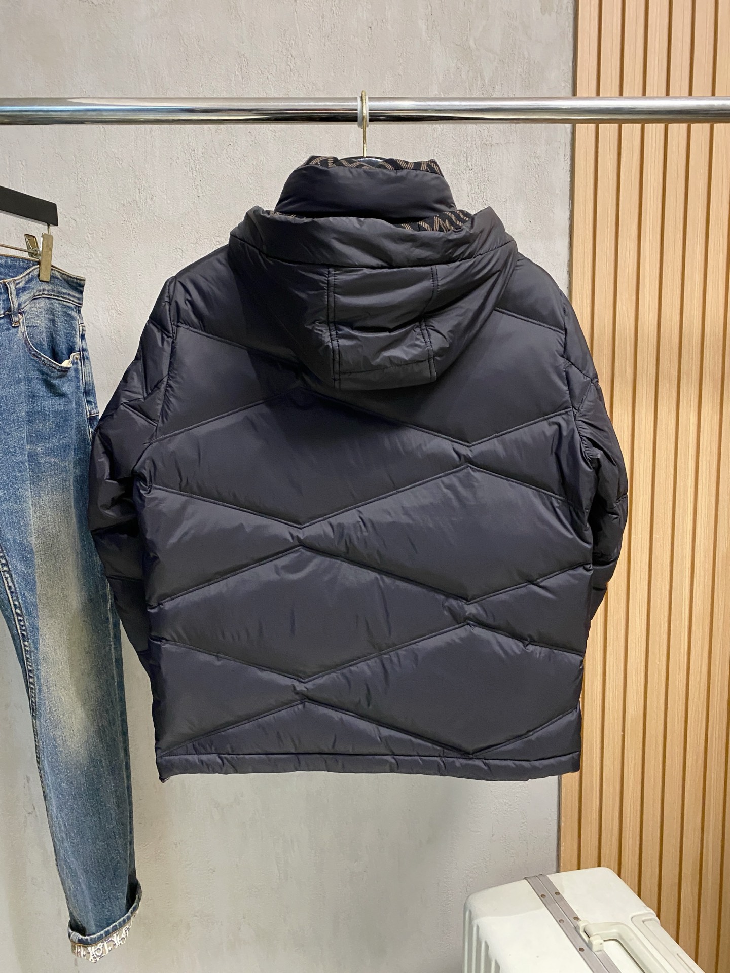 Burberry Down Jacket S-m-l-xl
