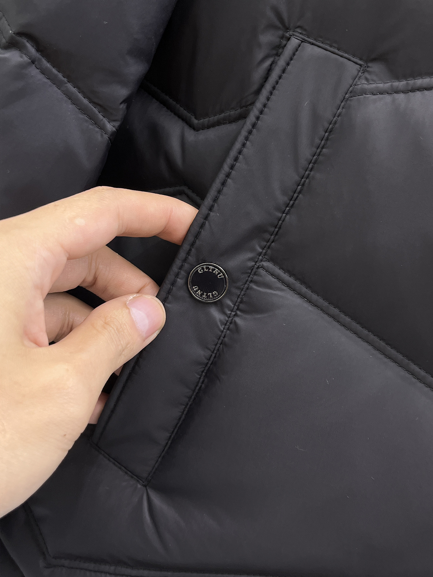 Burberry Down Jacket S-m-l-xl