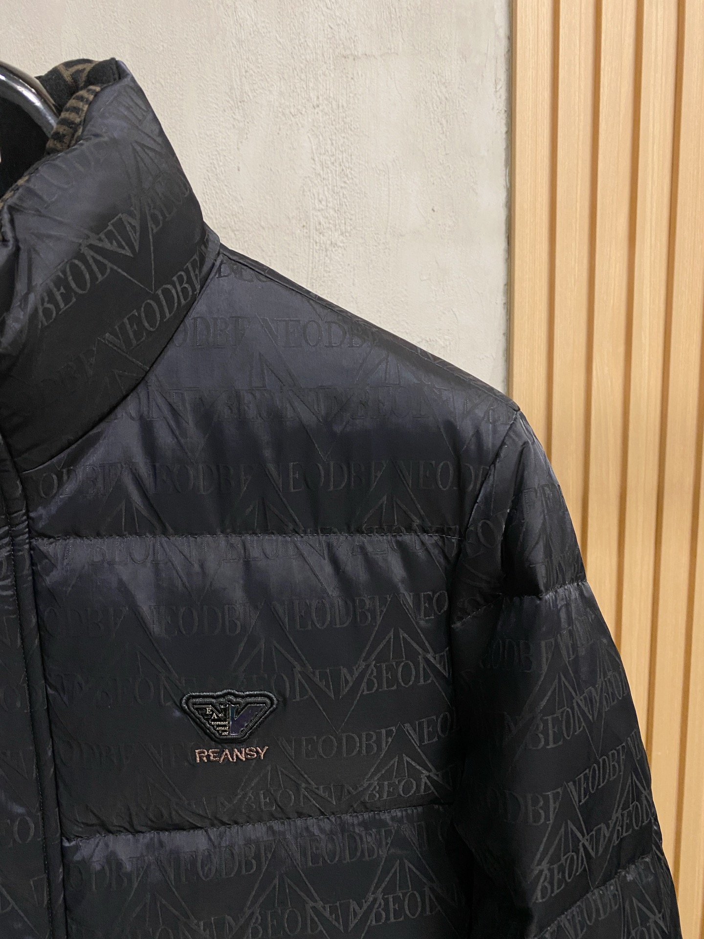 Armani Down Jacket S-m-l-xl