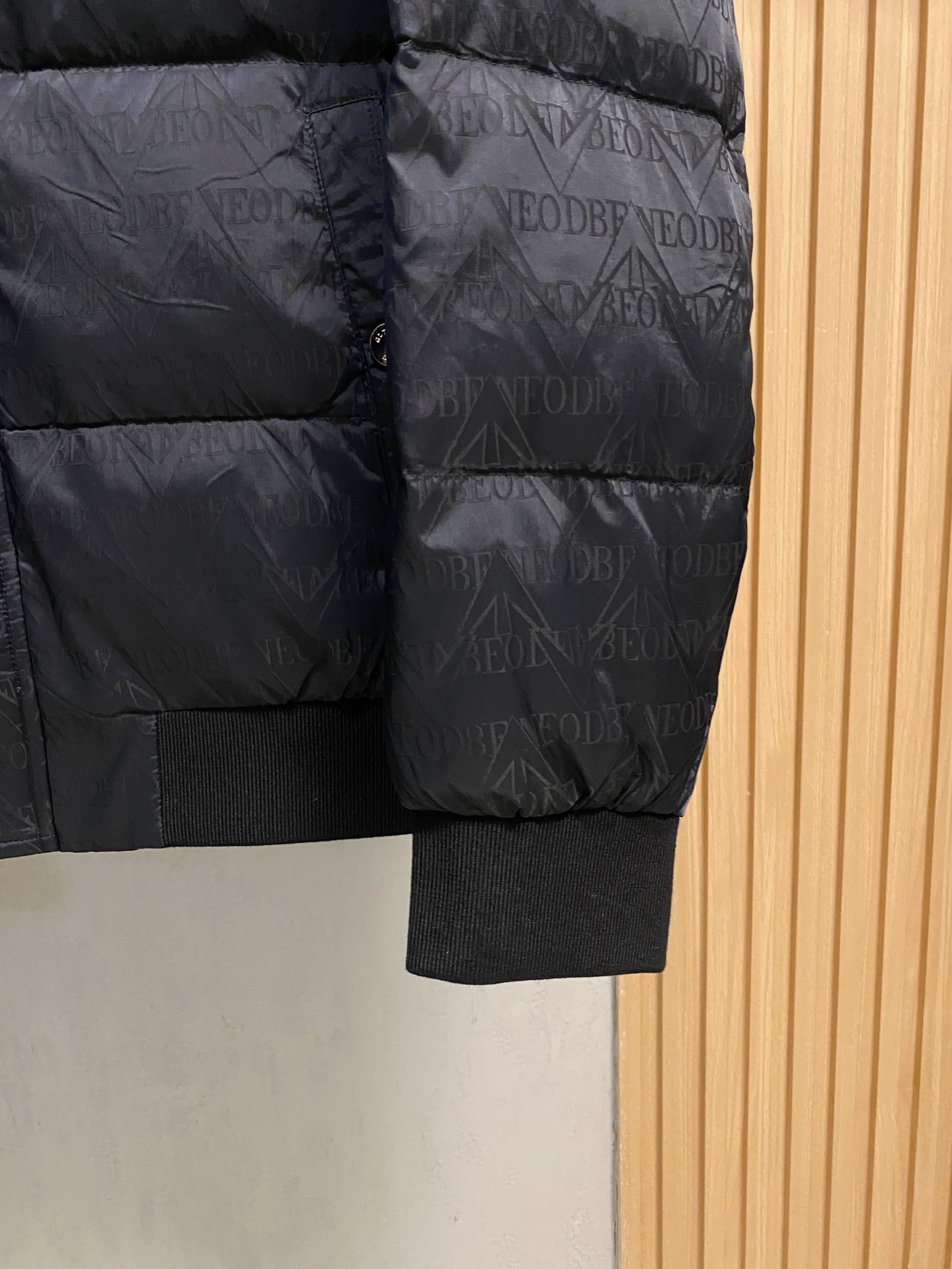Armani Down Jacket S-m-l-xl