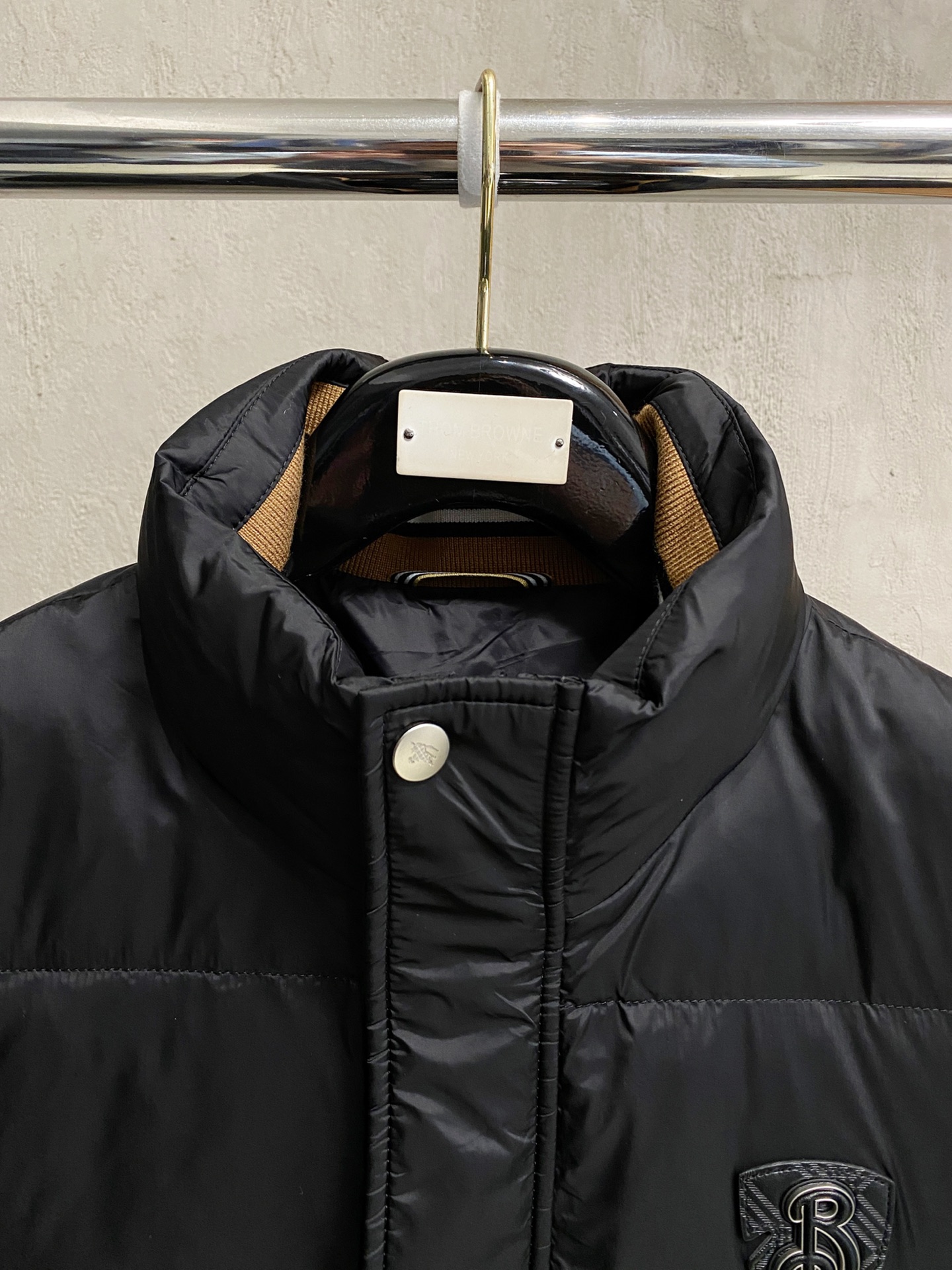 Burberry Down Jacket S-m-l-xl