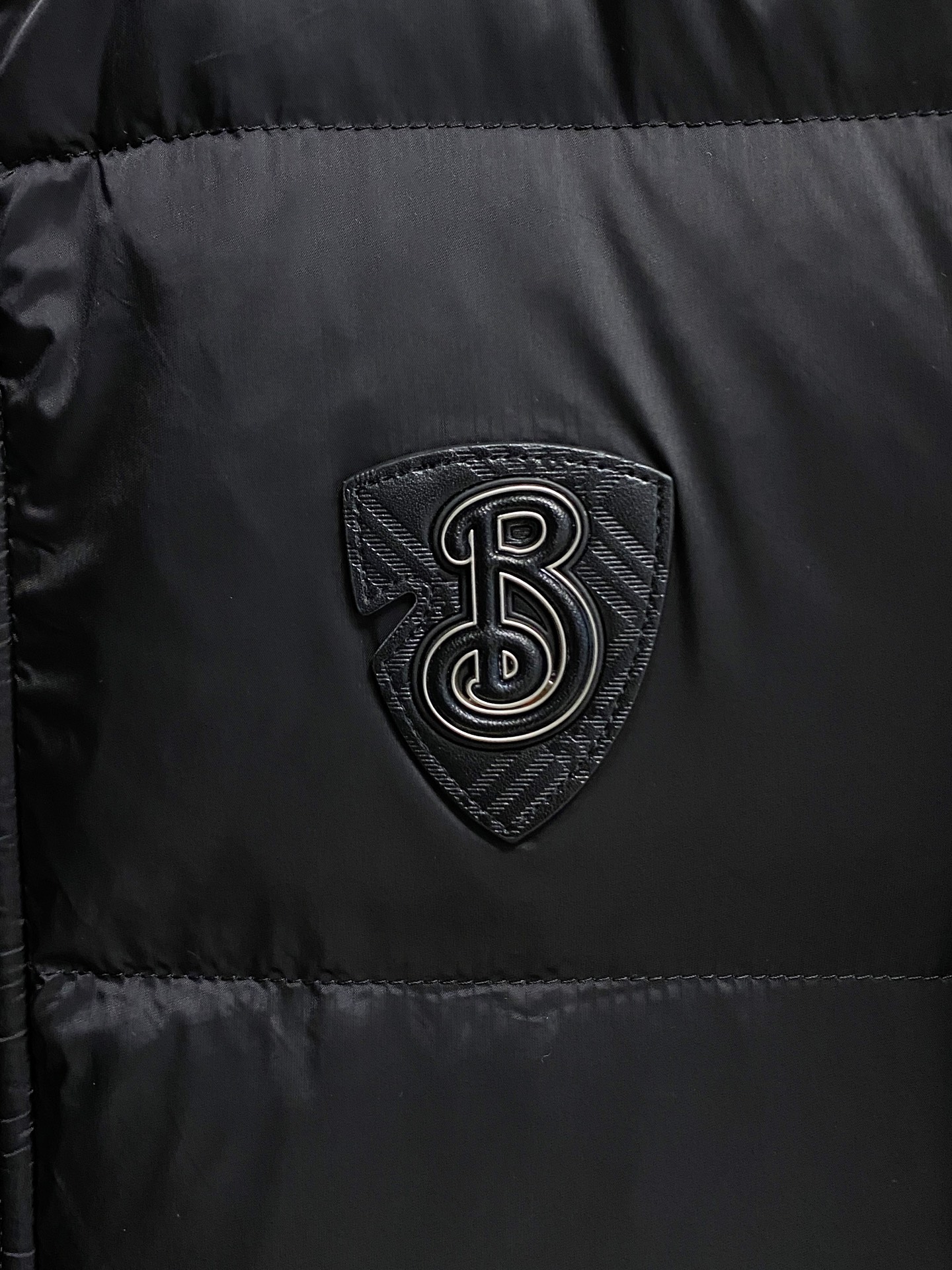 Burberry Down Jacket S-m-l-xl