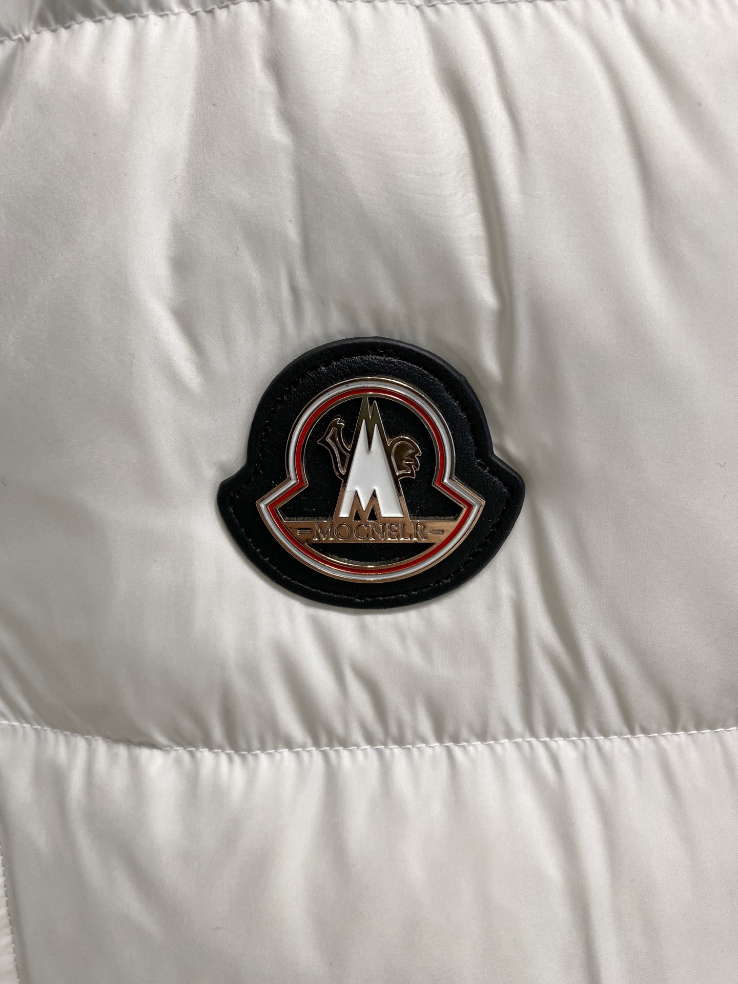 Moncler Down Jacket S-m-l-xl