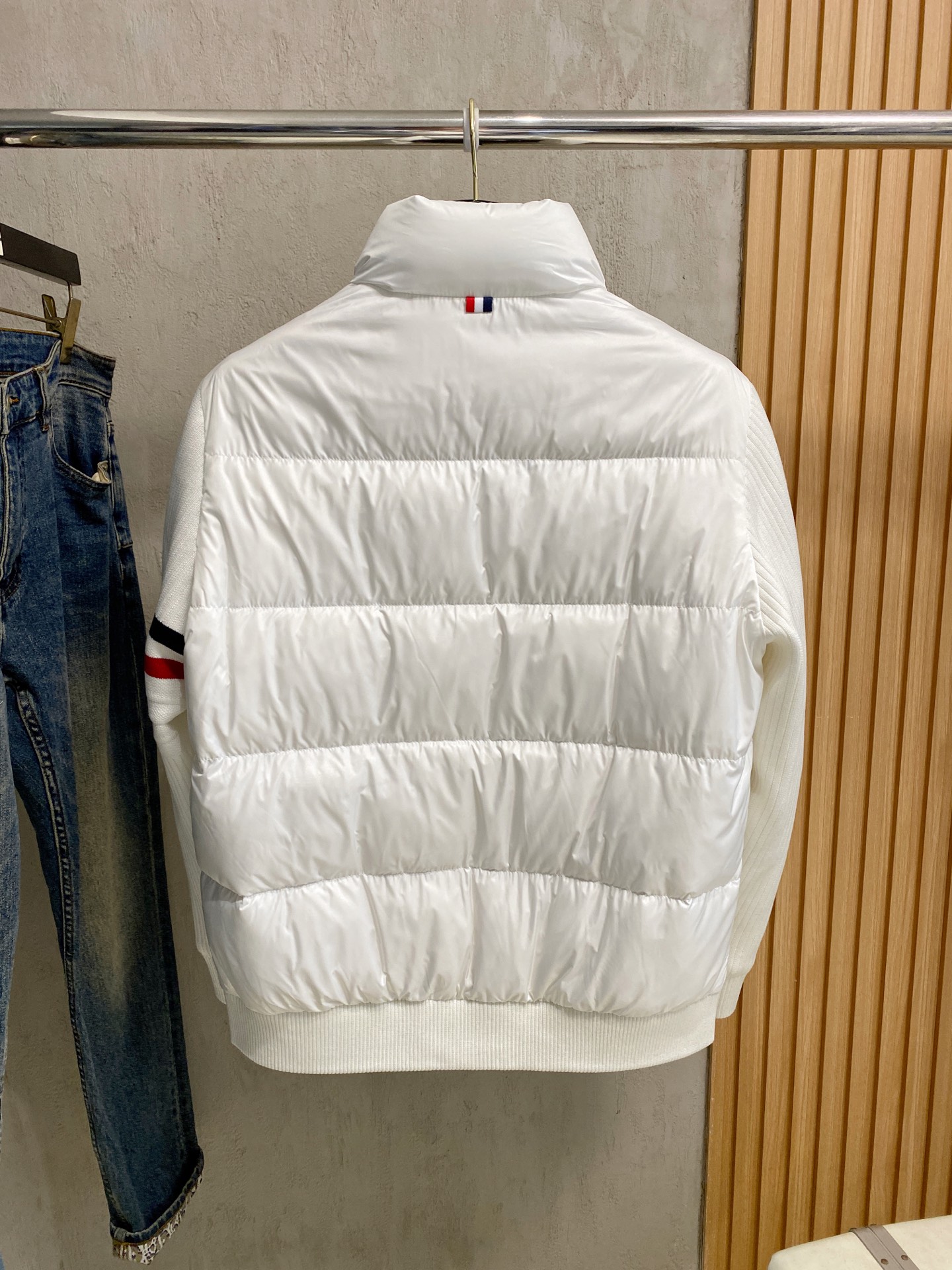 Moncler Down Jacket S-m-l-xl