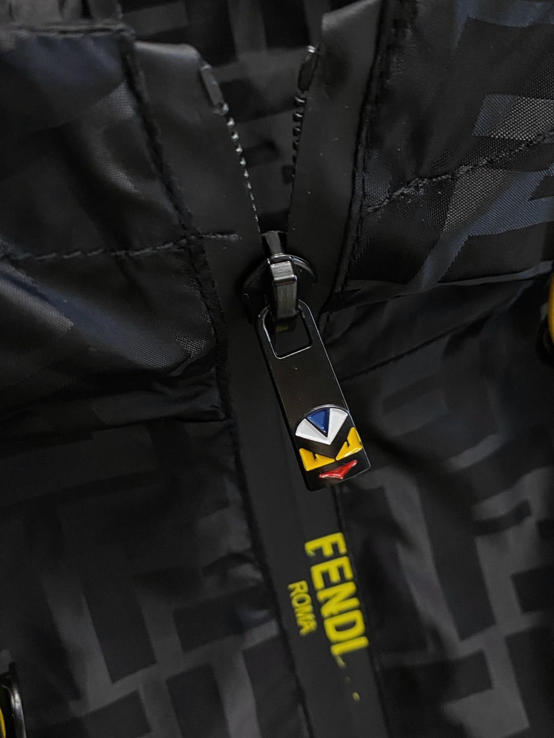 Fendi Jacket M-xl