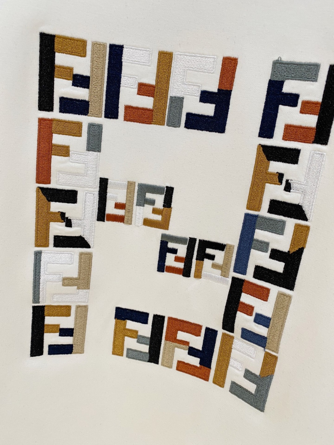 Fendi Hoodie M-xl