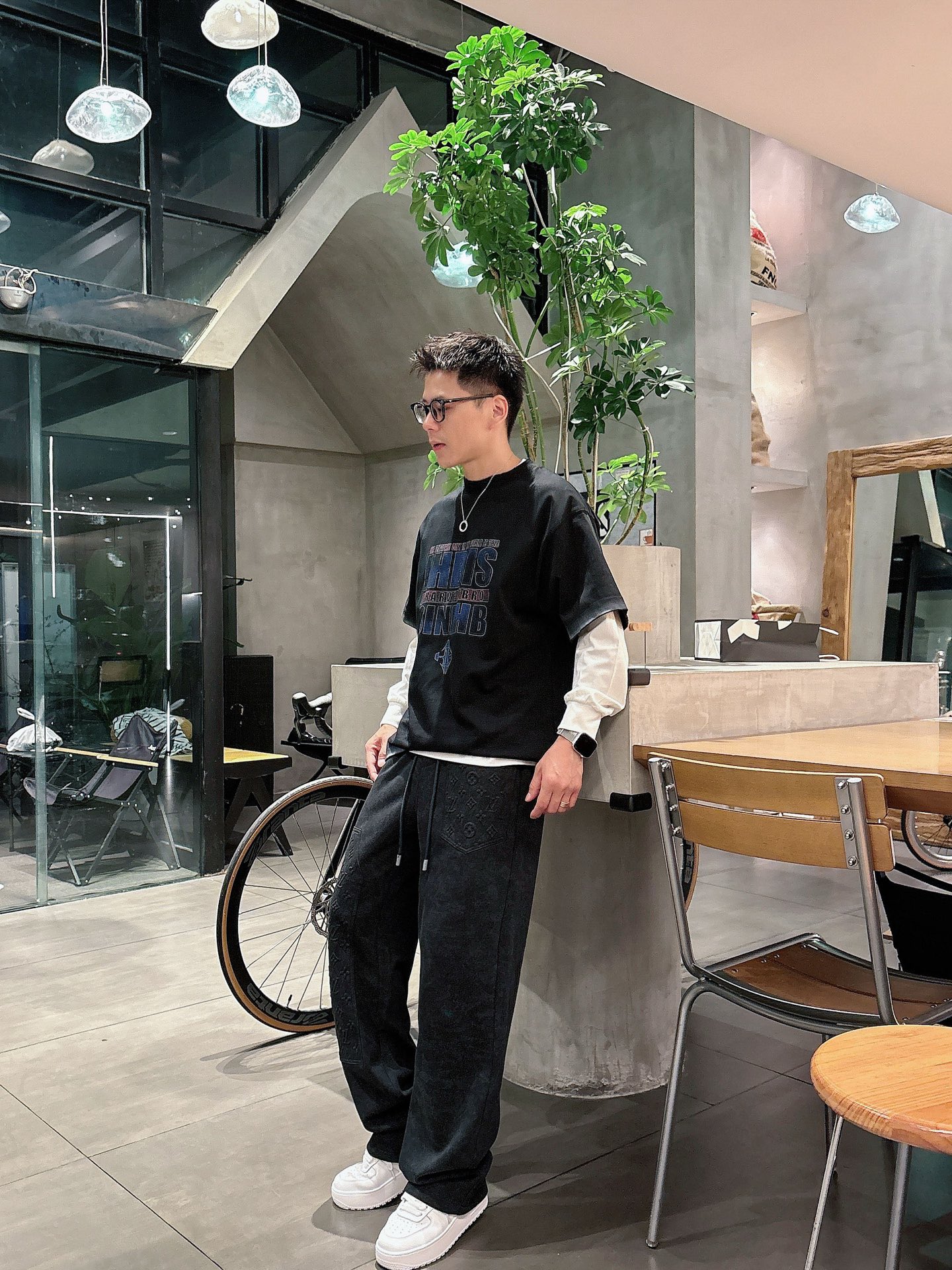 Louis Vuitton Basic Clothing M-l-xl