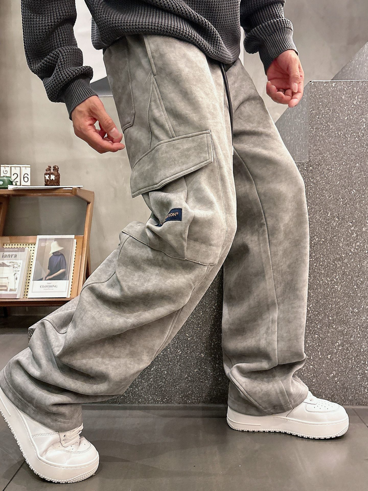 Louis Vuitton Basic Clothing M-l-xl