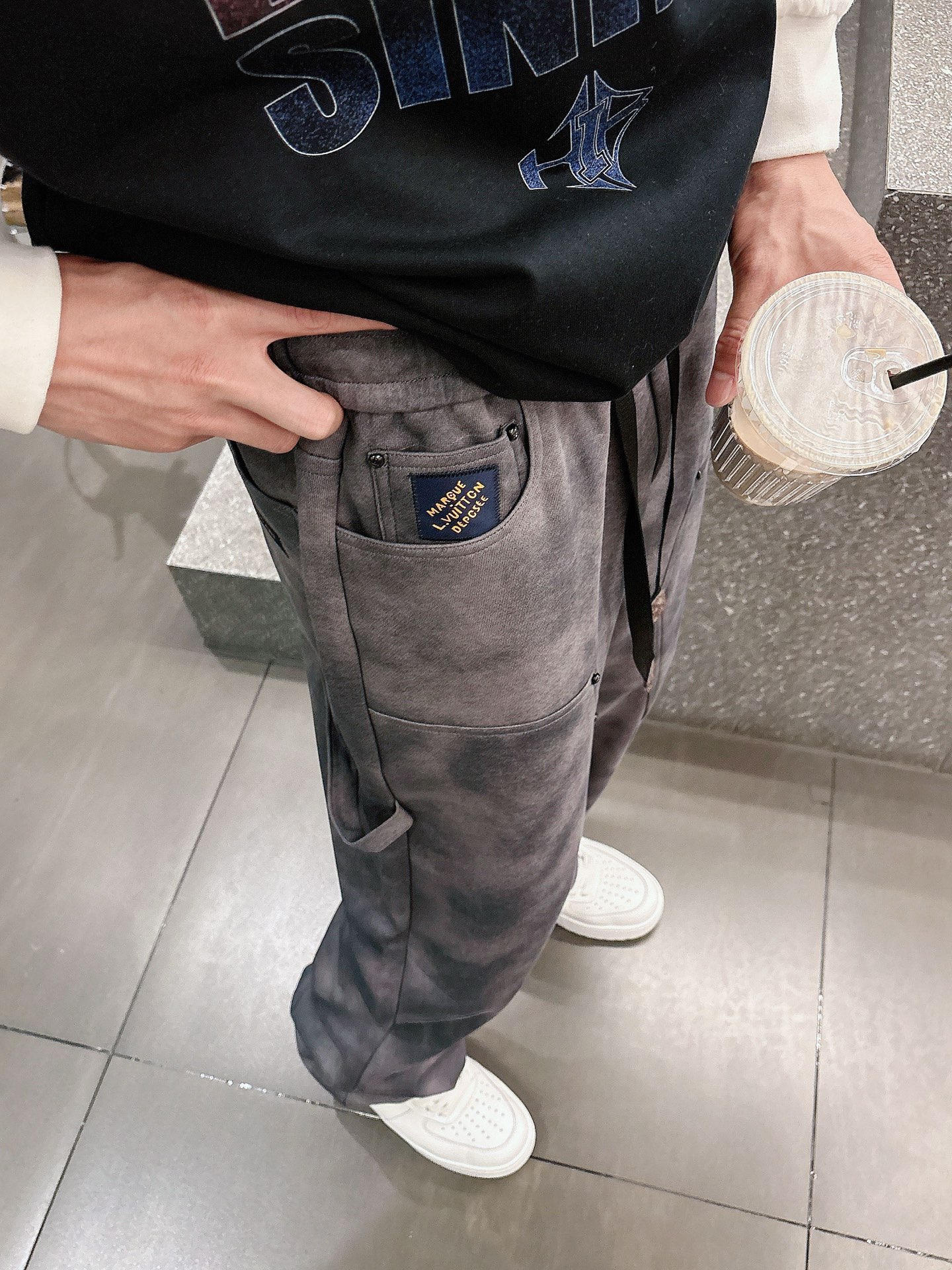 Louis Vuitton Basic Clothing M-l-xl