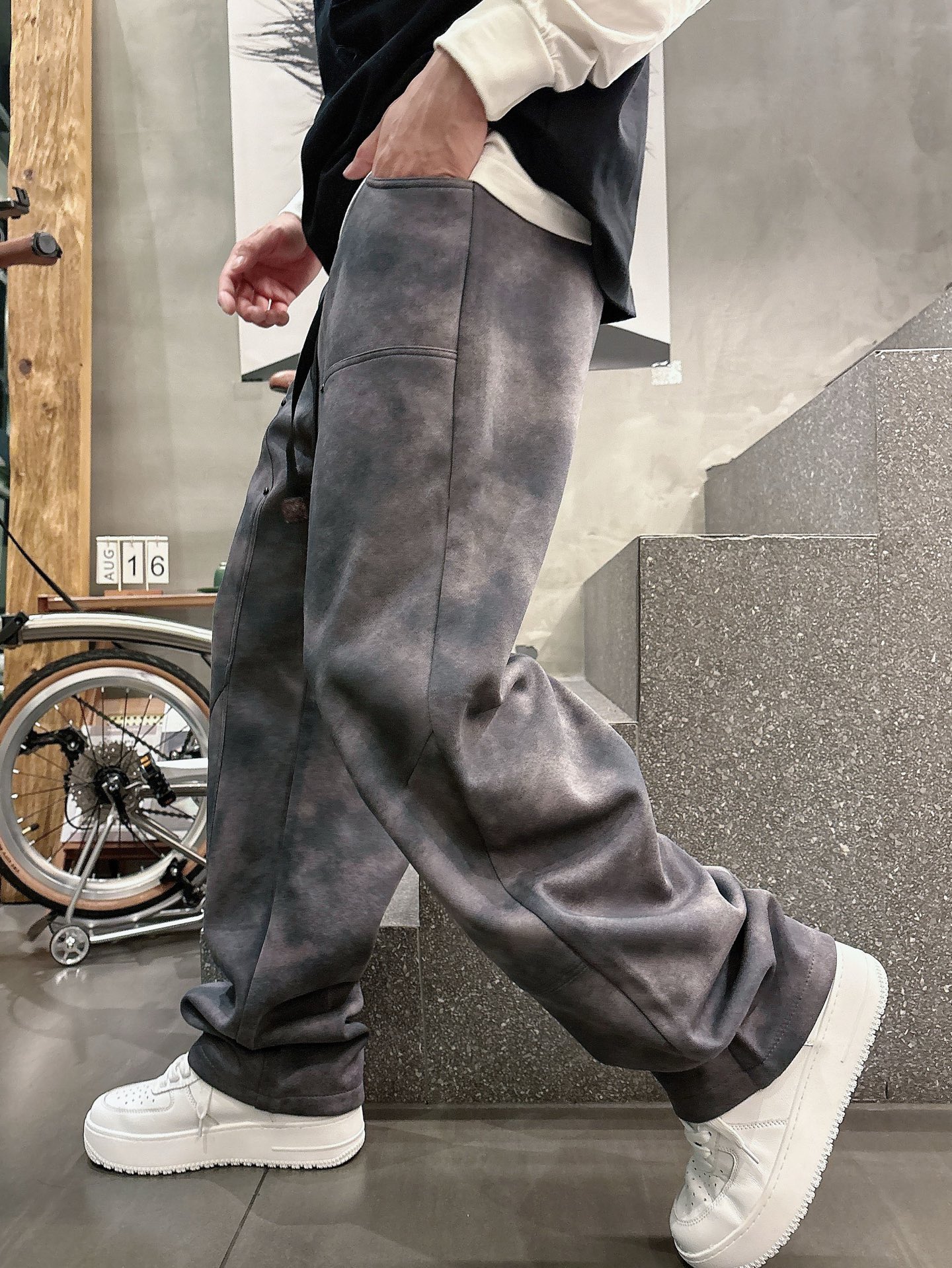 Louis Vuitton Basic Clothing M-l-xl