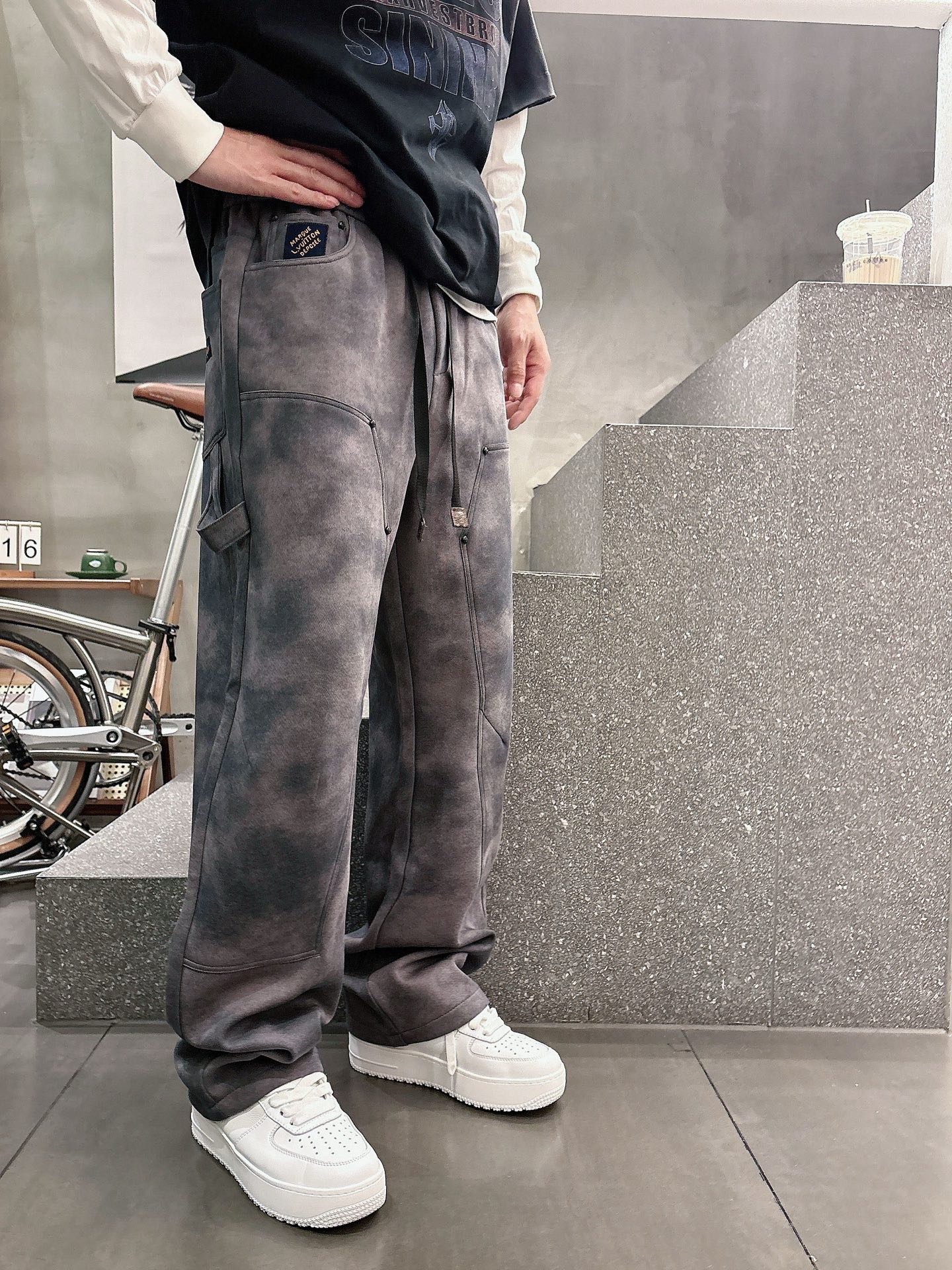 Louis Vuitton Basic Clothing M-l-xl