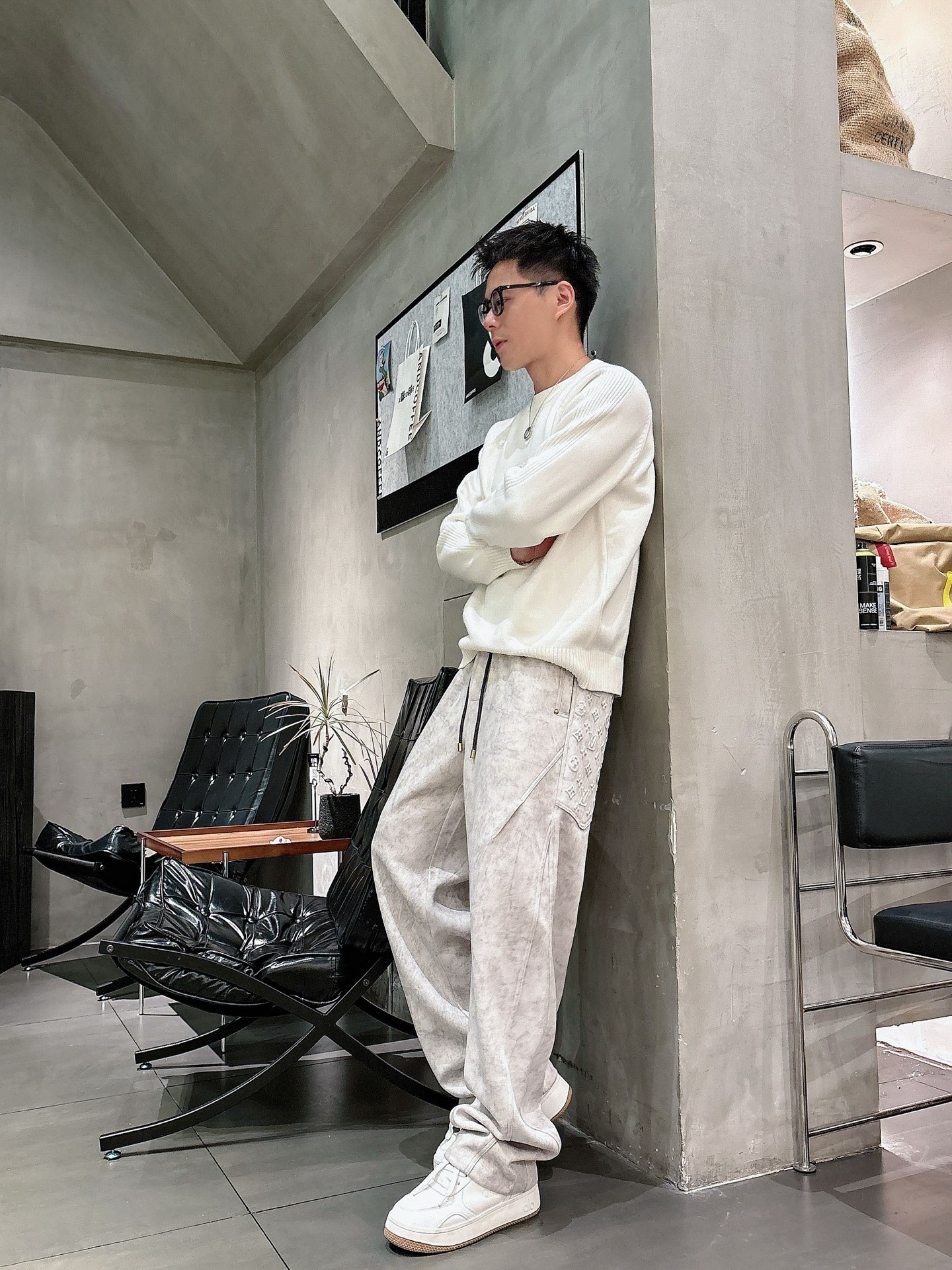 Louis Vuitton Basic Clothing M-l-xl