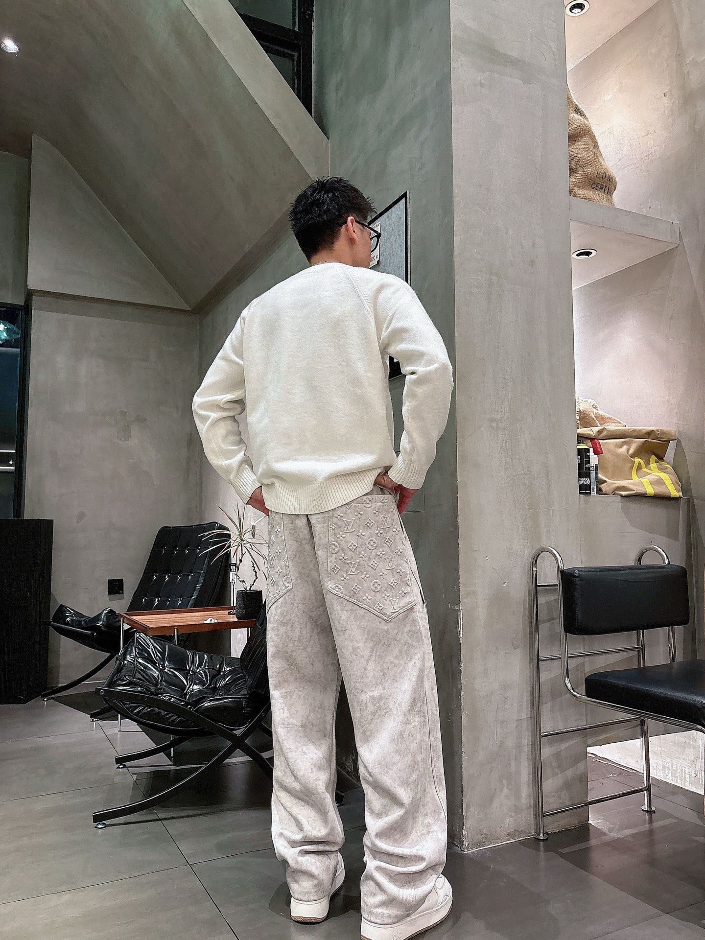 Louis Vuitton Basic Clothing M-l-xl