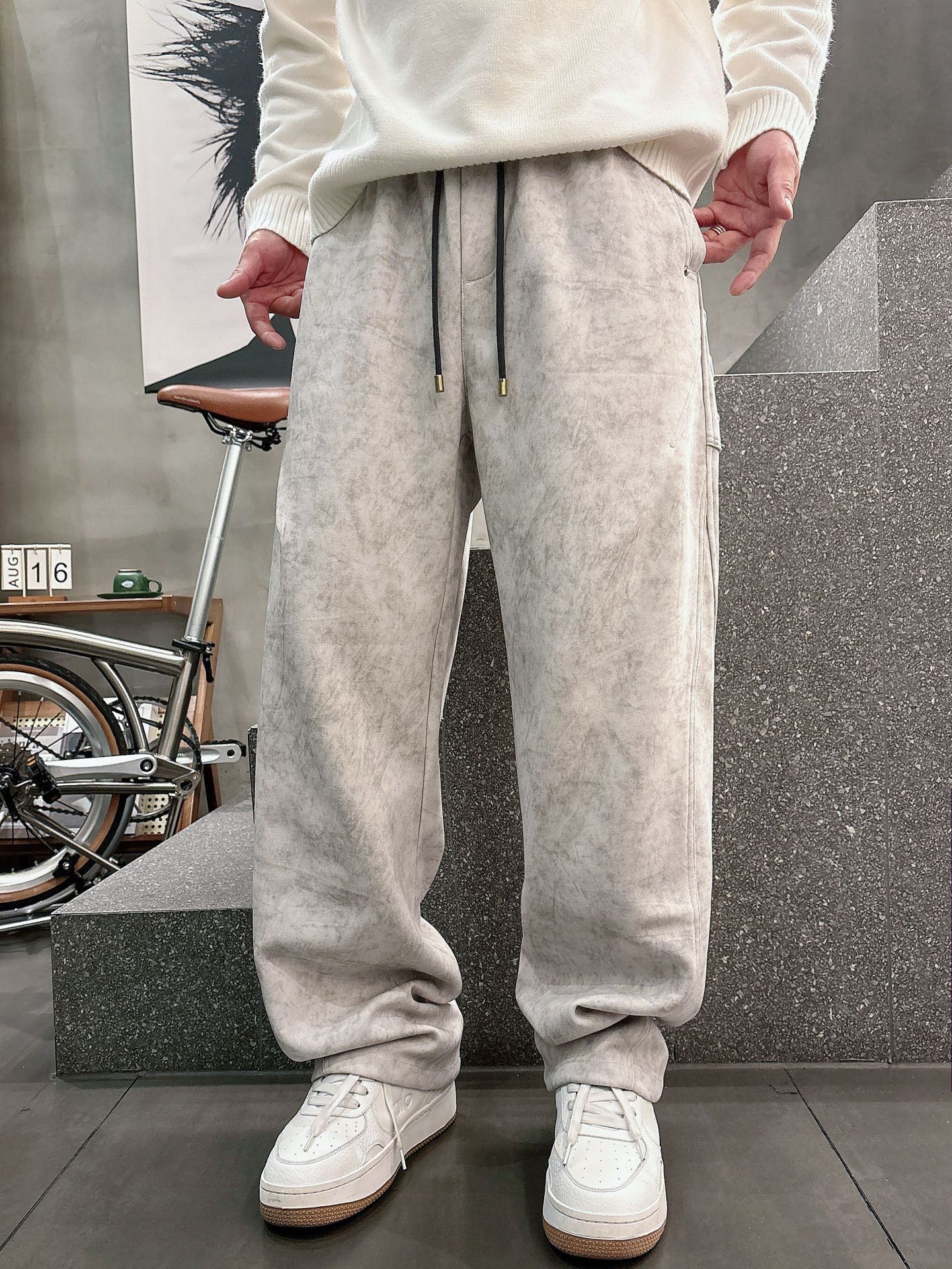 Louis Vuitton Basic Clothing M-l-xl