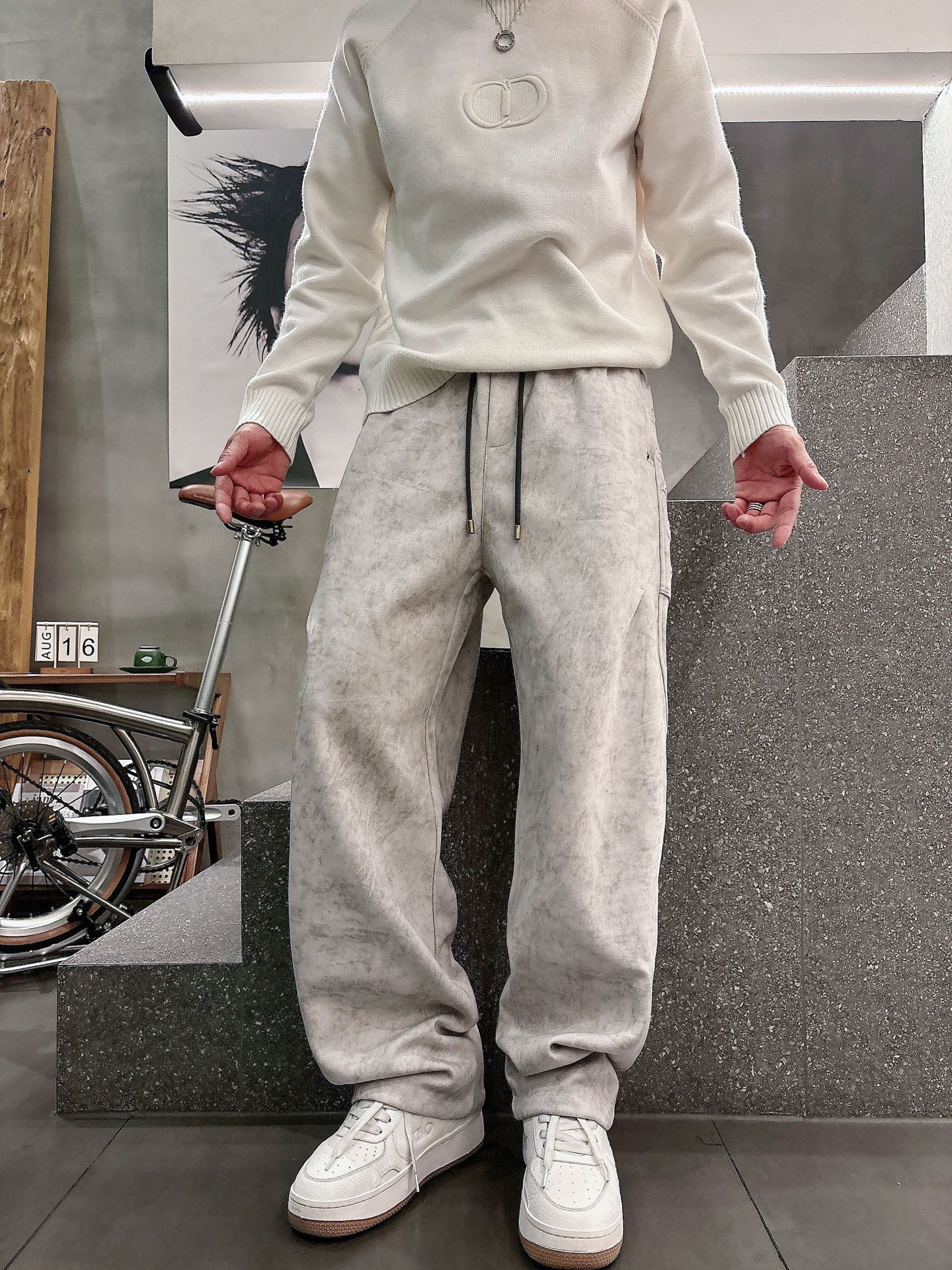 Louis Vuitton Basic Clothing M-l-xl