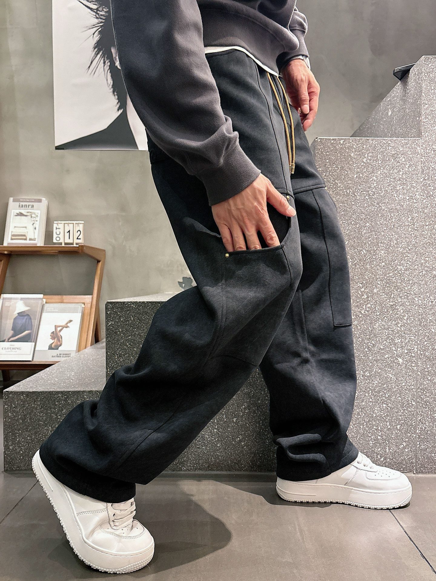 Louis Vuitton Basic Clothing M-l-xl